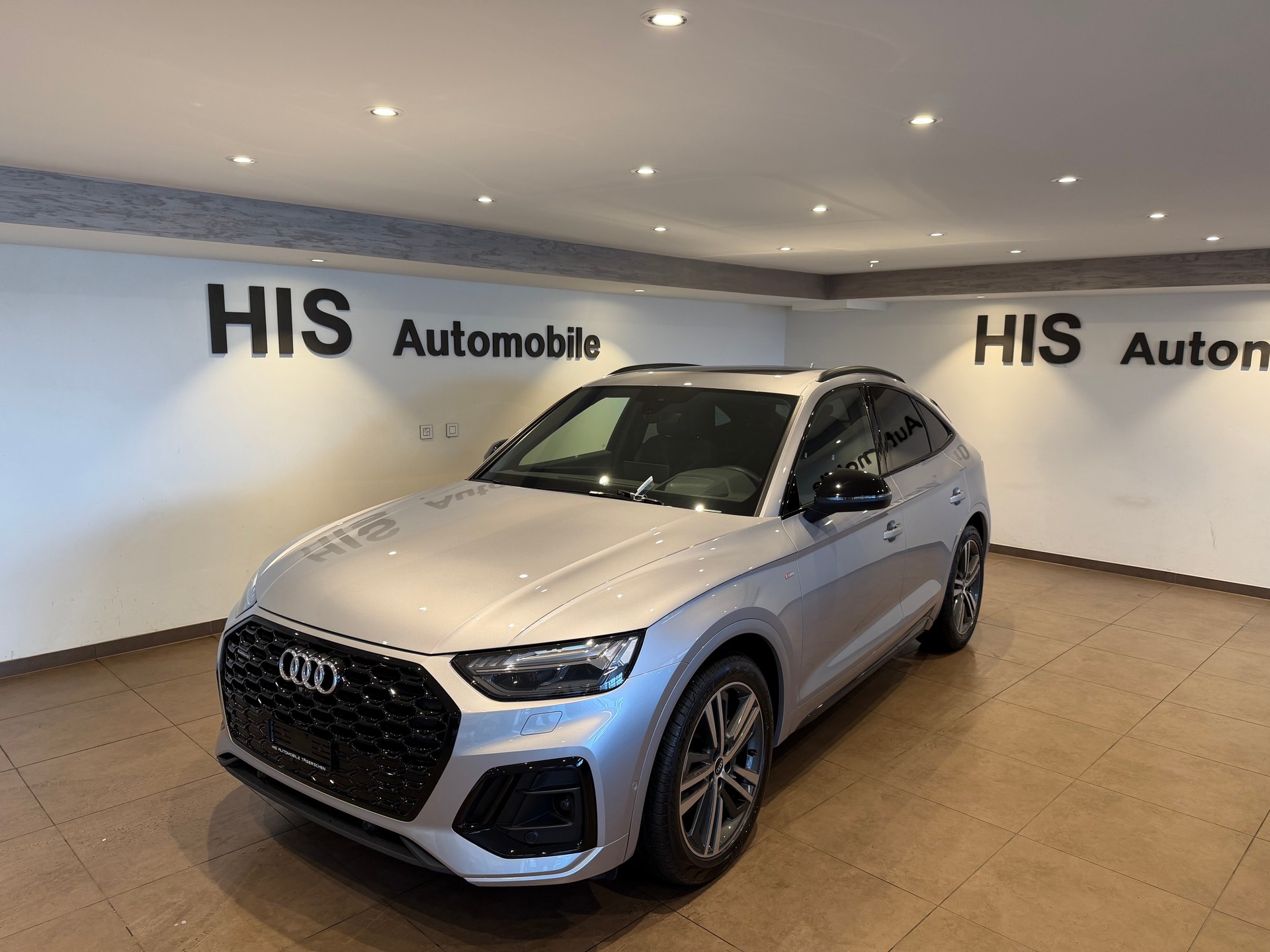 AUDI Q5 Sportback 2.0 45 TFSI S Line quattro S-Tronic-showroom-element-1