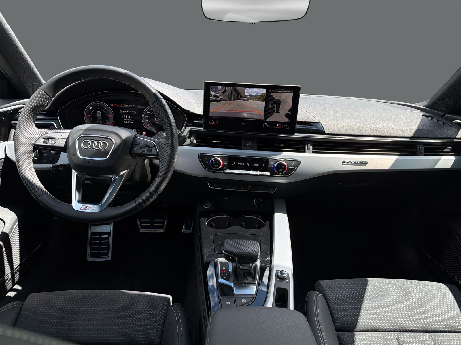 AUDI A4 AV 40TDI S-line Att qu-image-12
