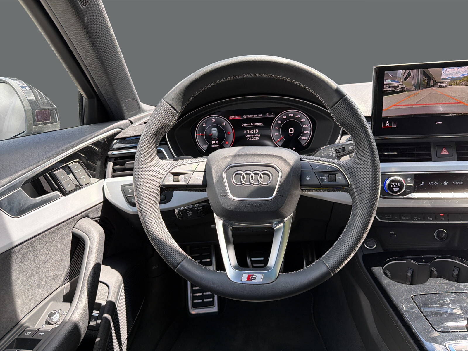 AUDI A4 AV 40TDI S-line Att qu-image-9