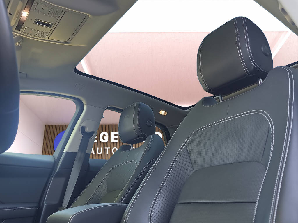 JAGUAR E-Pace 2.0 T 250 R-Dynamic HSE AWD-image-12