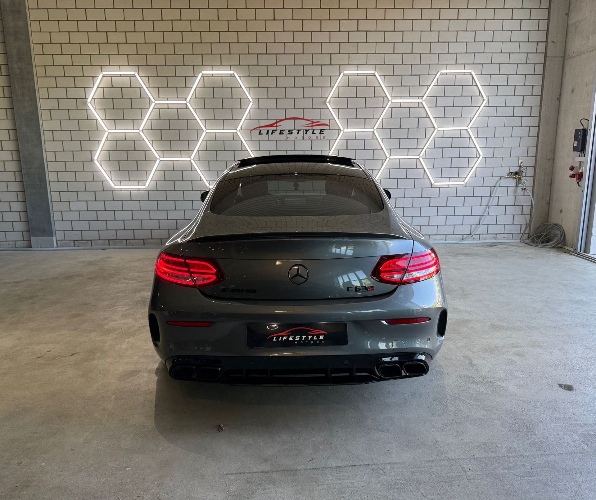MERCEDES-BENZ C 63 S AMG 9G-tronic-image-3