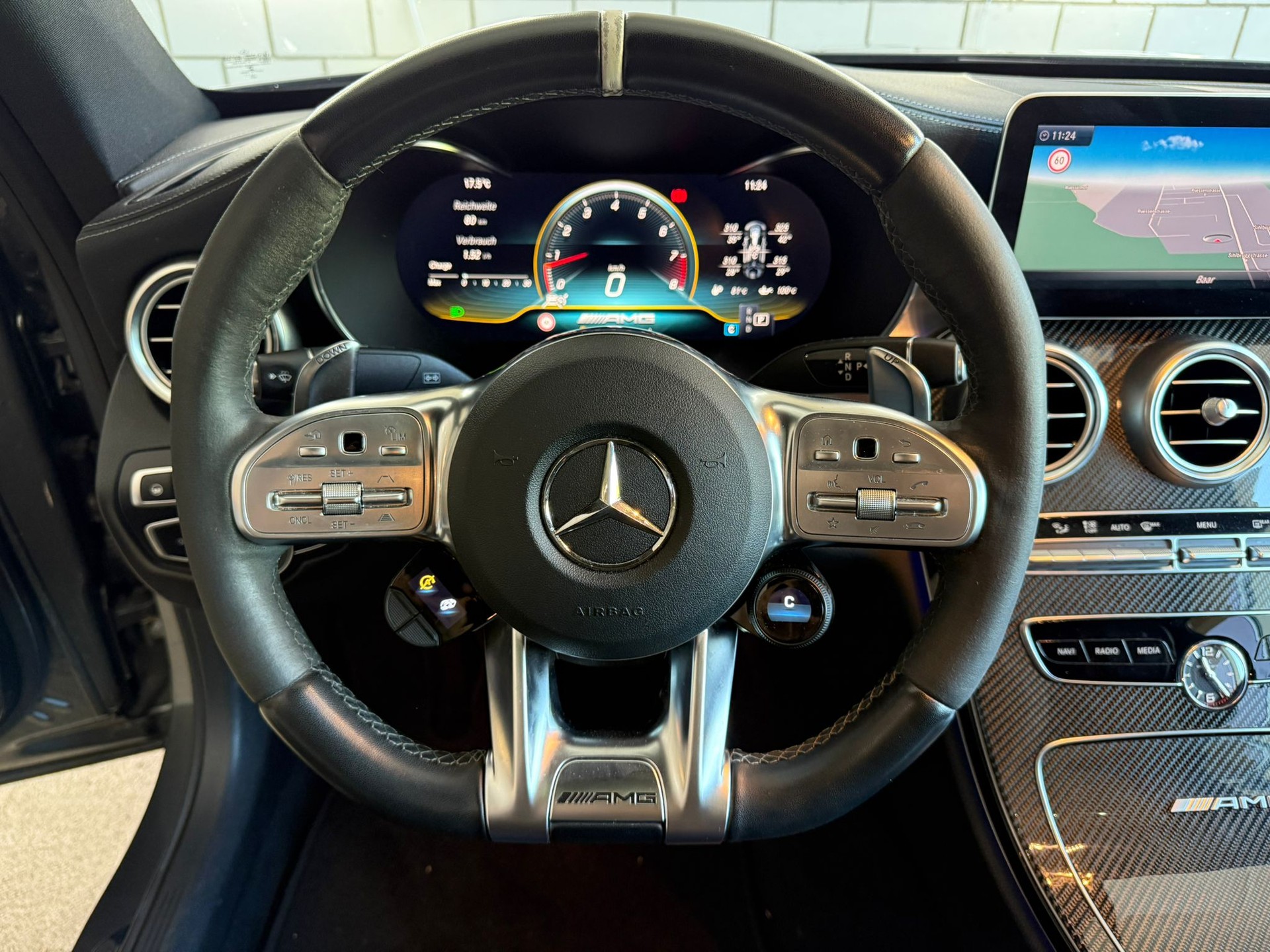 MERCEDES-BENZ C 63 S AMG 9G-tronic-image-8