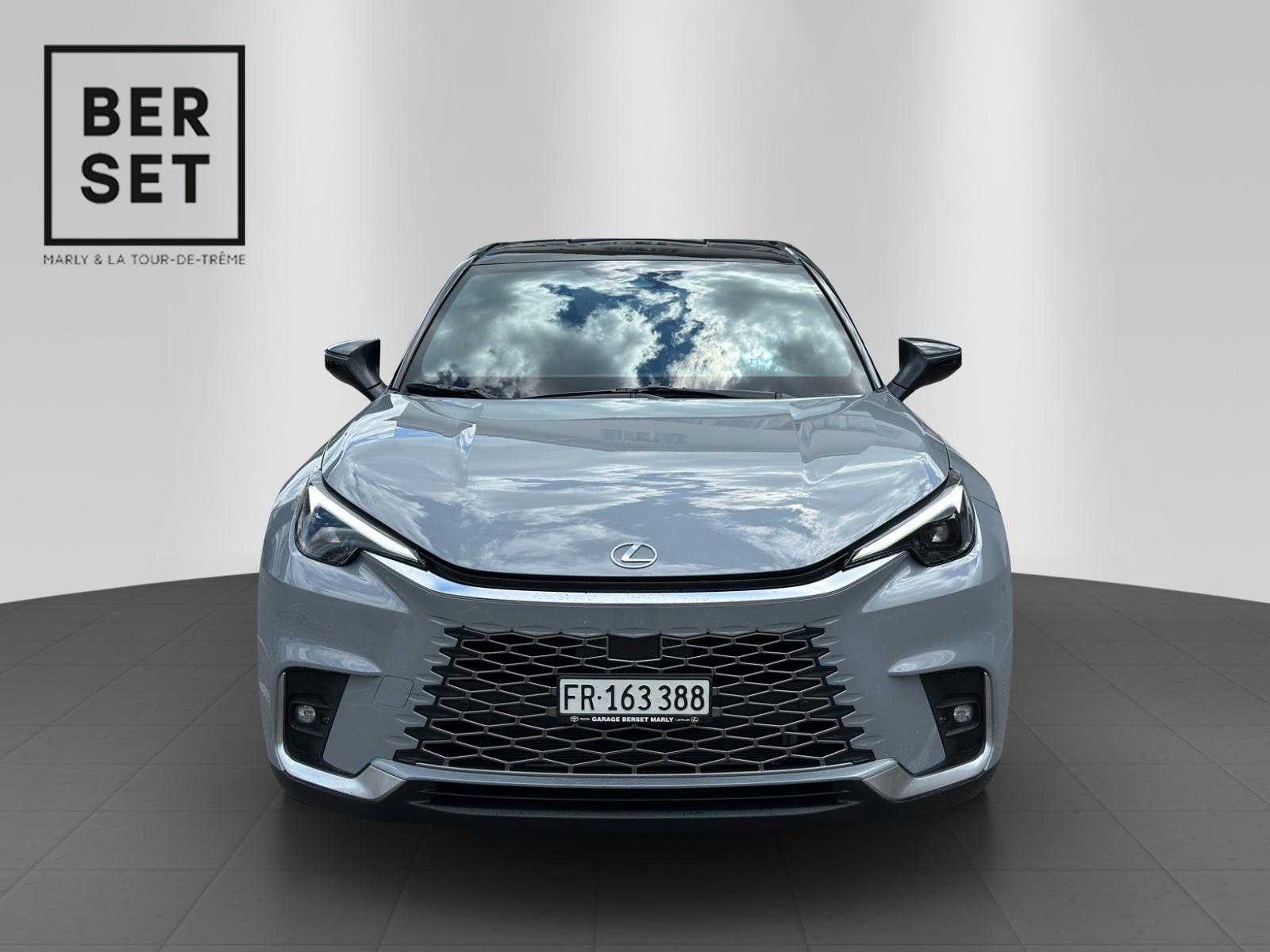 LEXUS LBX 1.5 Hybrid Emotion AWD-showroom-element-3