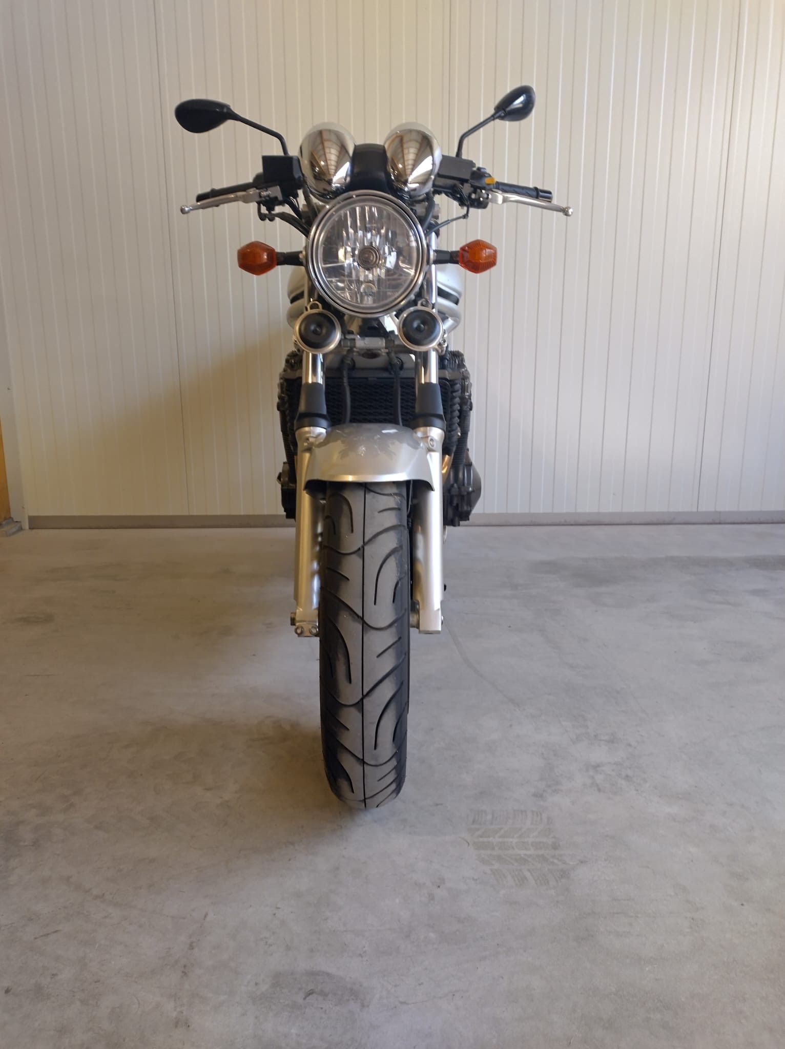 SUZUKI GSF 1200 Bandit-image-2