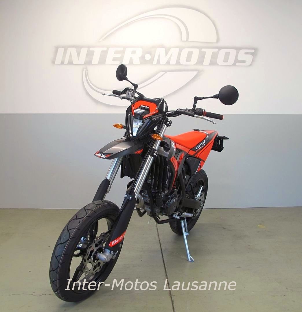 BETA RR 125 T LC 4T MOTARD-image-2