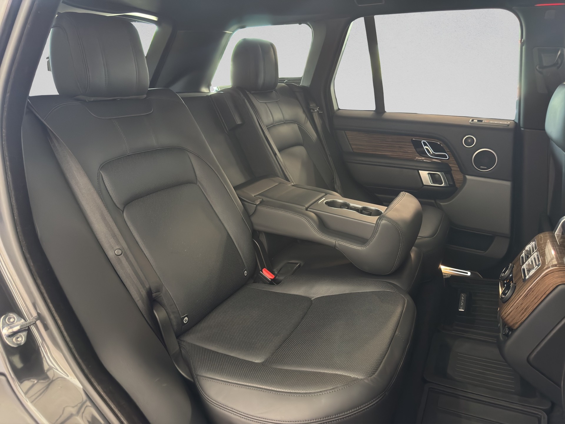 LAND ROVER Range Rover 2.0 Si4 P400e PHEV AutobiographyAutomatic-image-16