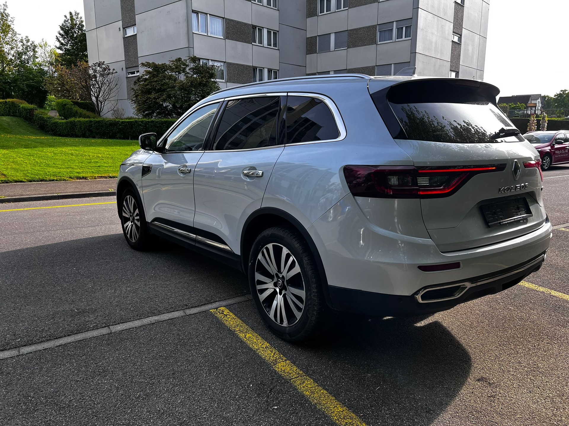 RENAULT Koleos 2.0 dCi Initiale Paris 4x4 Xtronic CVT-image-5