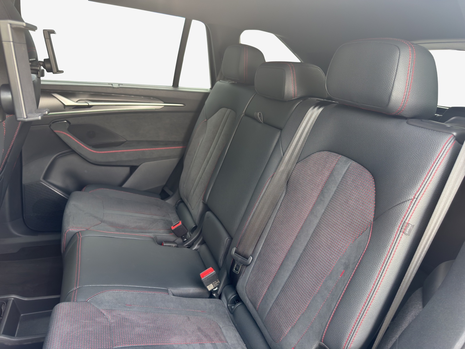 SKODA Kodiaq 2.0 TSI RS 4x4-image-11