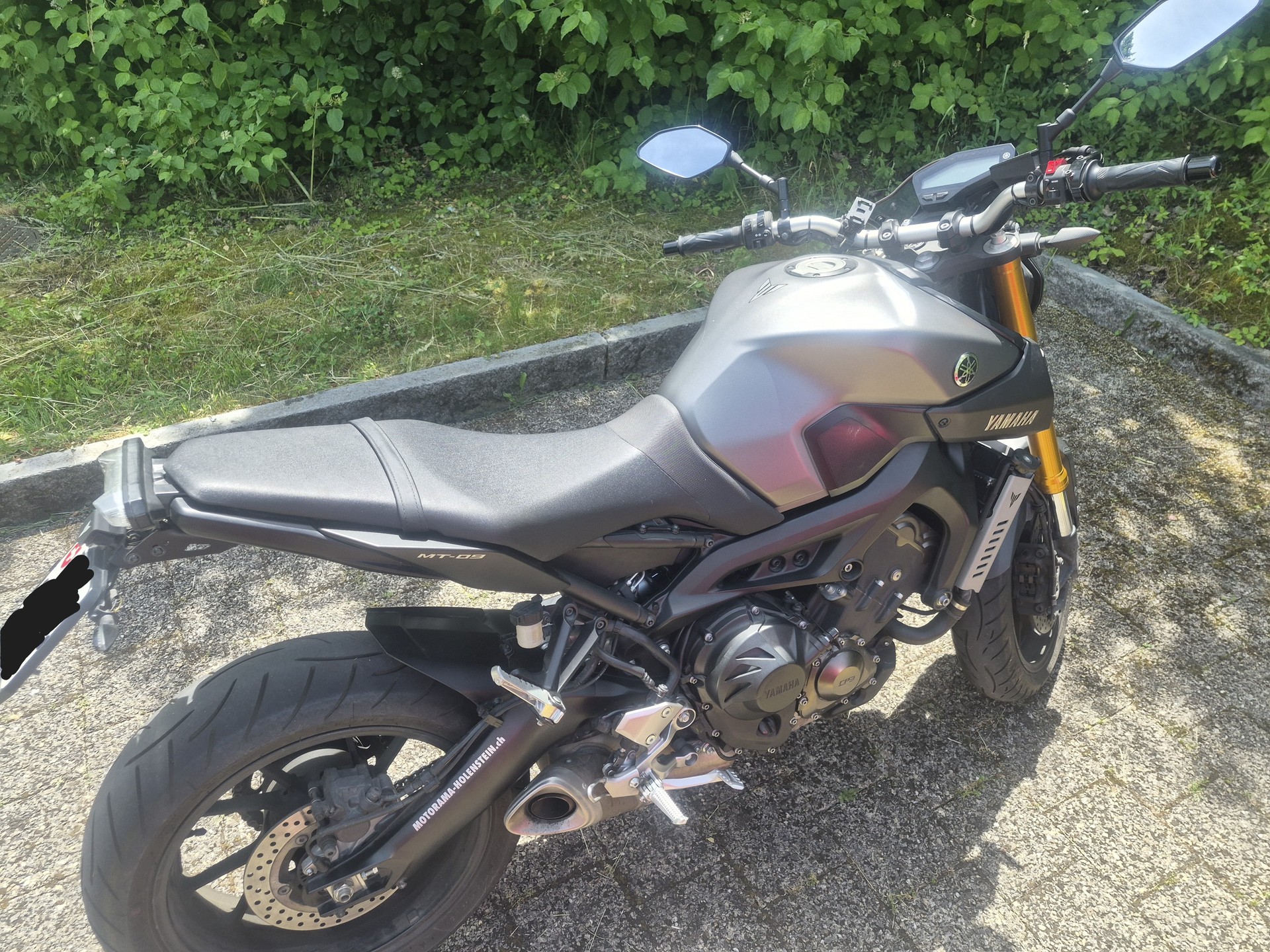 YAMAHA MT-09 ABS-image-1