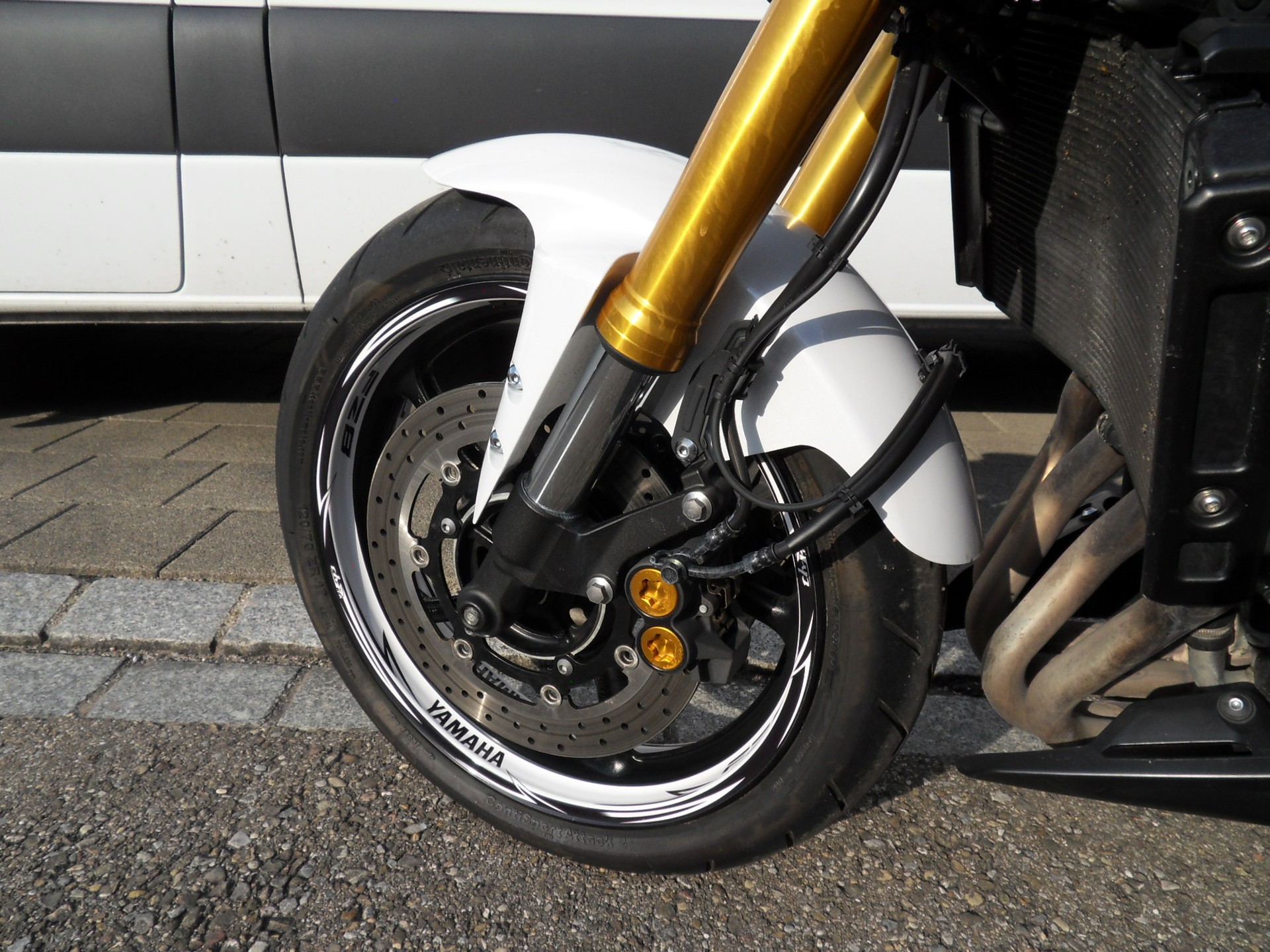 YAMAHA FZ8 N ABS-image-10