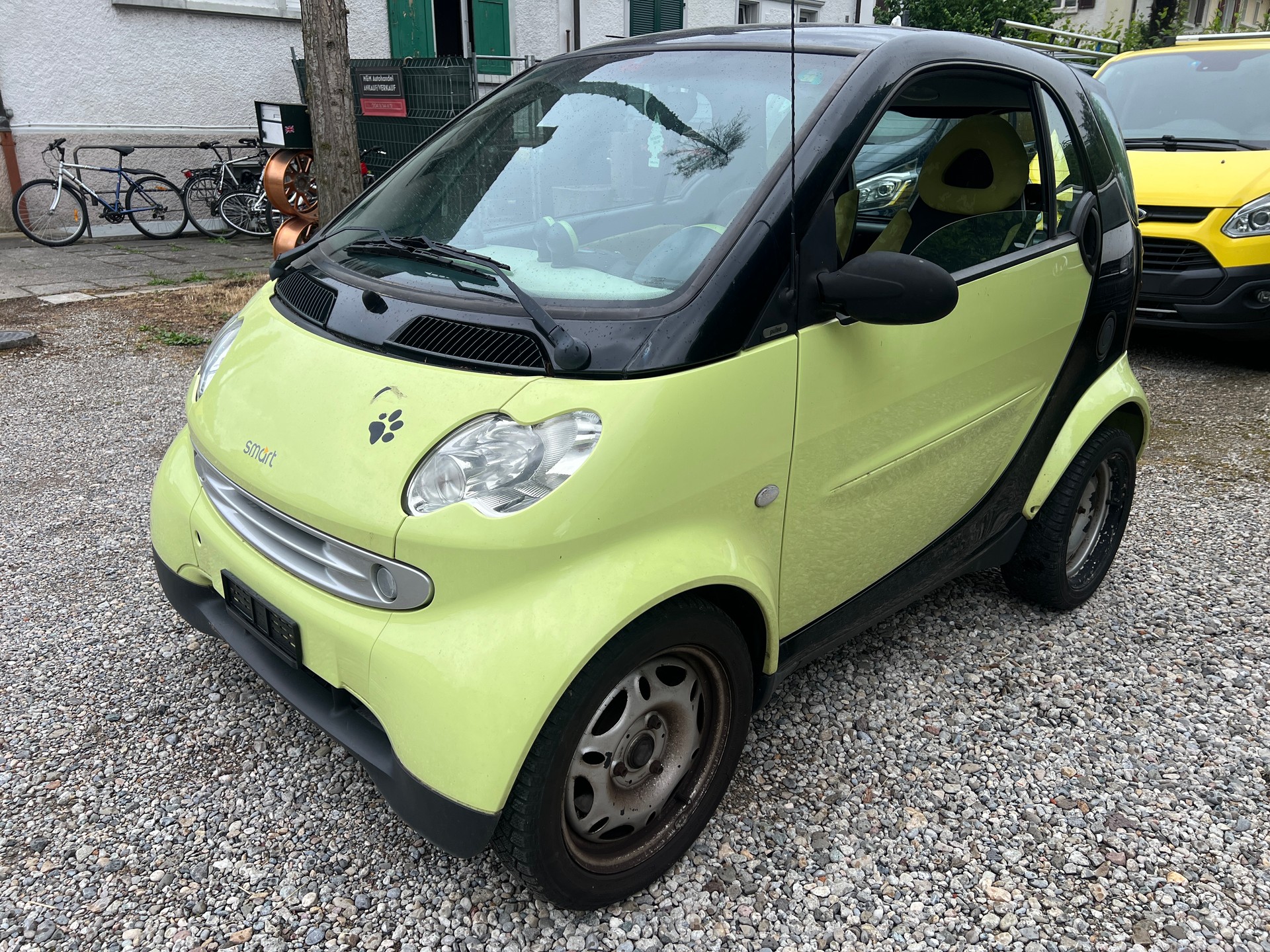 SMART fortwo creamstyle-image-3