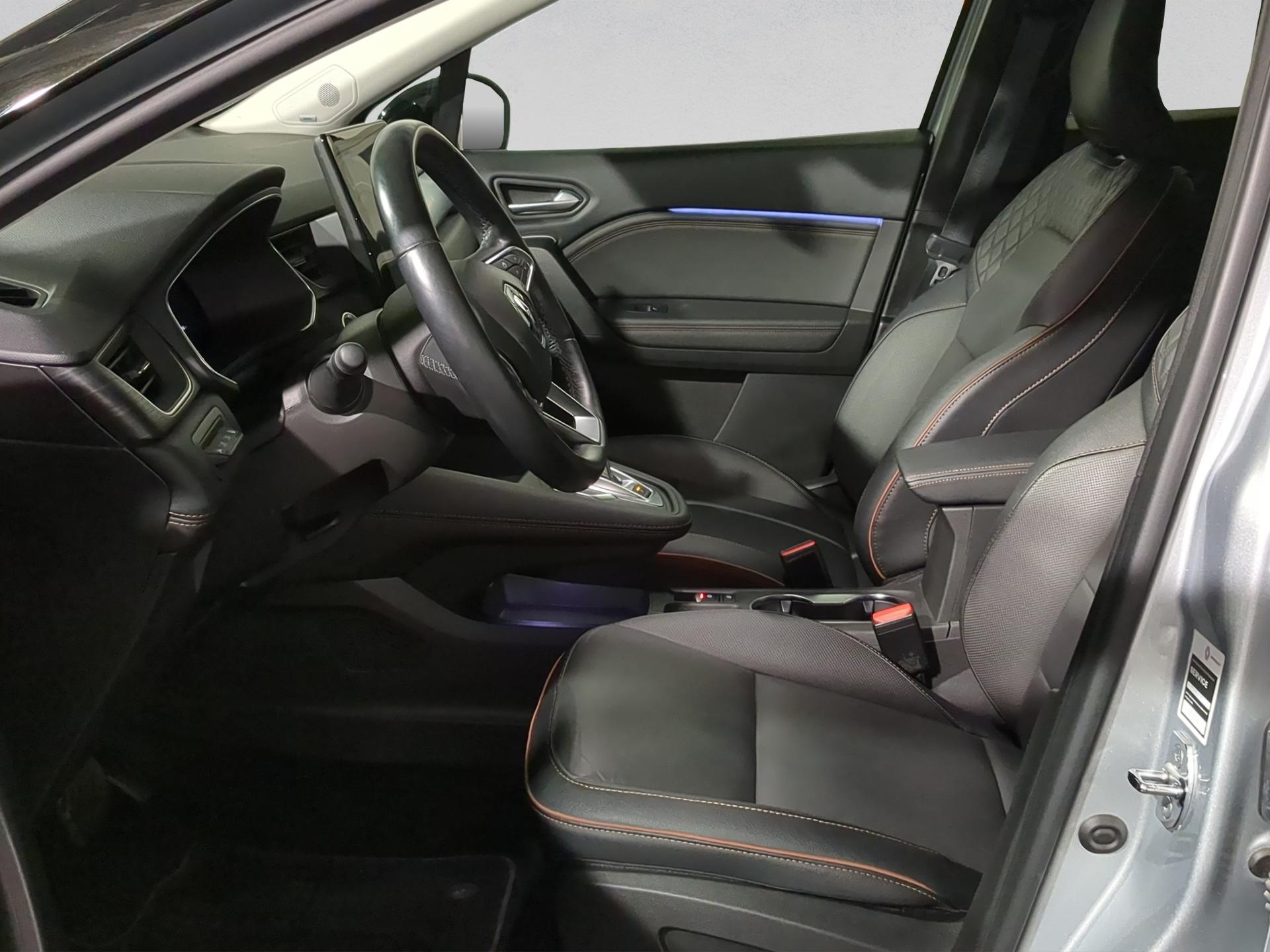 RENAULT Captur 1.6 E-Tech 145 E-Tech Iconic DHT-image-8