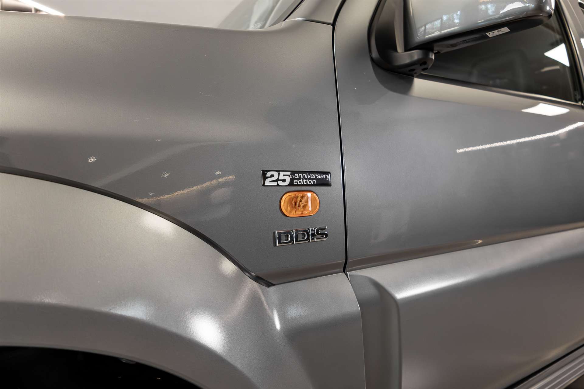 SUZUKI Jimny 1.5 TDI GL Top 25th Anniversary Ed.-image-17
