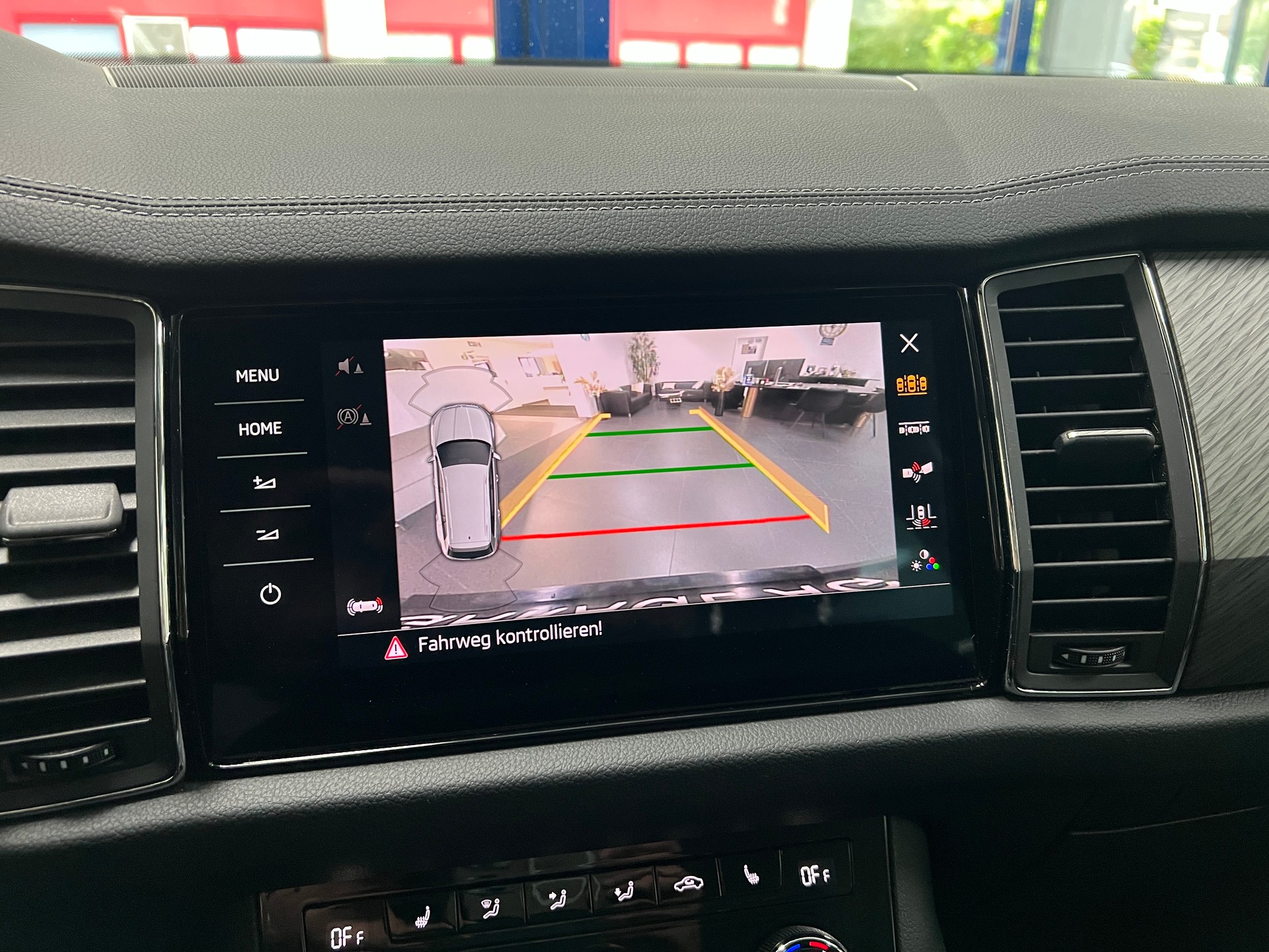 SKODA Kodiaq 2.0 TDI CR Style 4x4 DSG-image-10