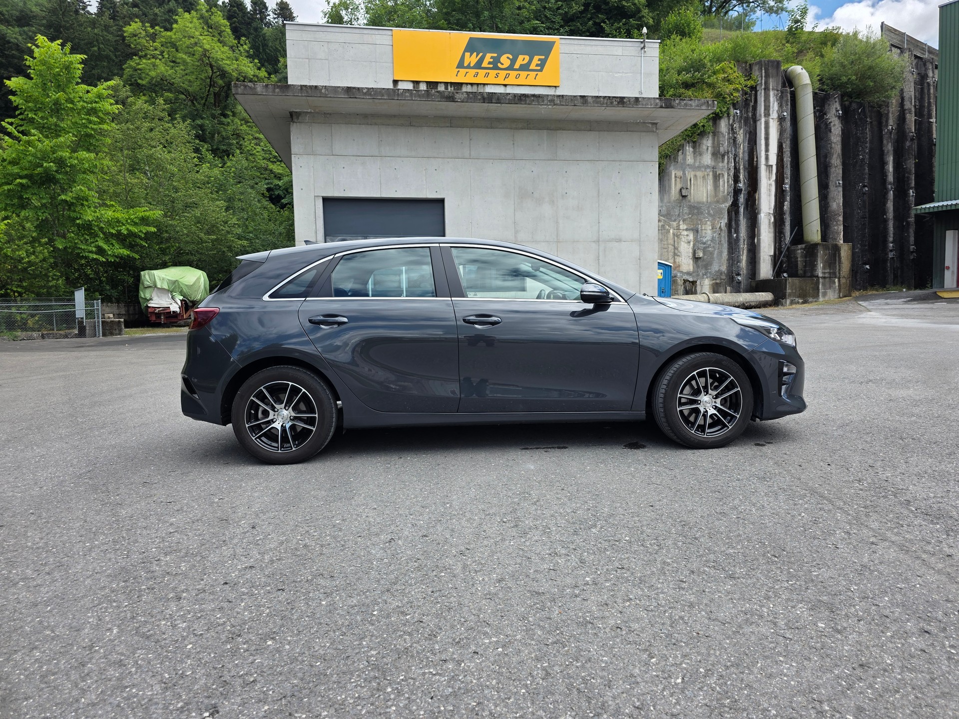 KIA Ceed 1.4 T-GDi Style DCT-image-11