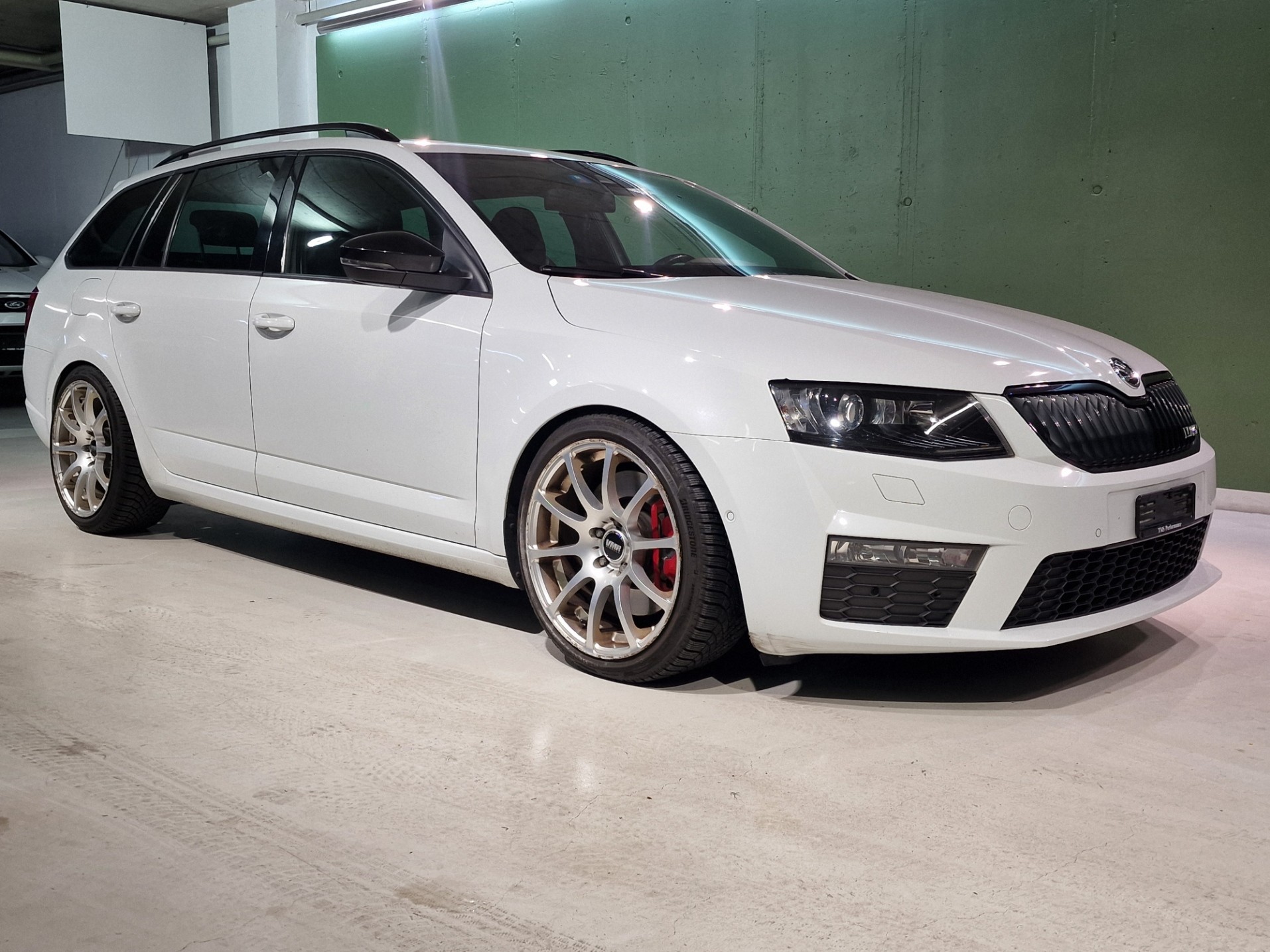 SKODA Octavia Combi 2.0 TSI RS 230 DSG-image-3