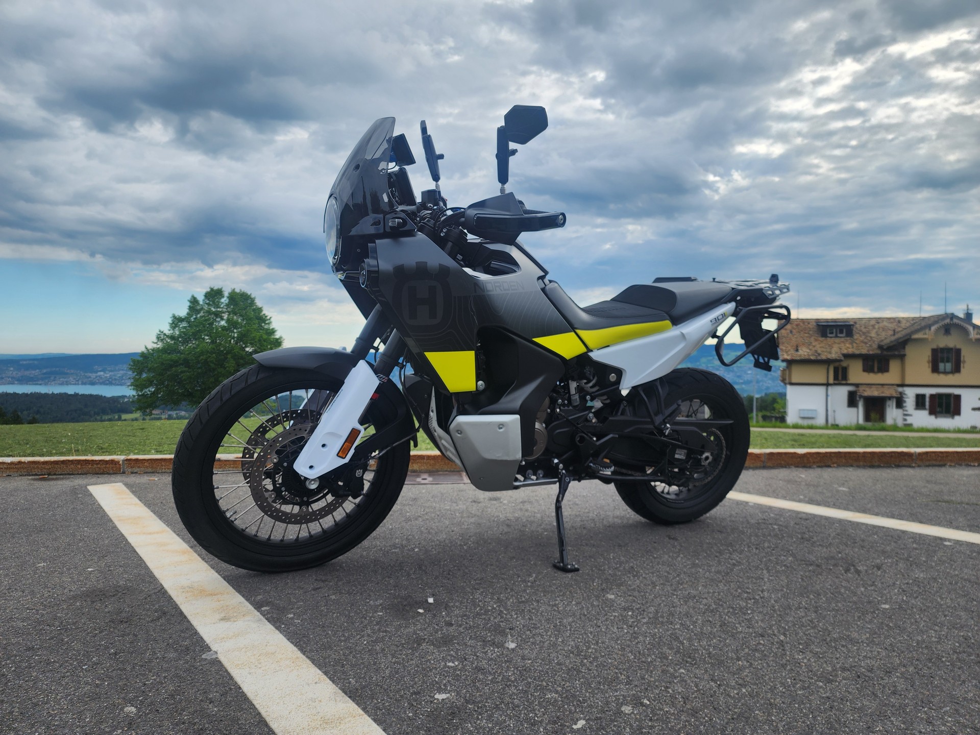 HUSQVARNA Norden 901-image-0