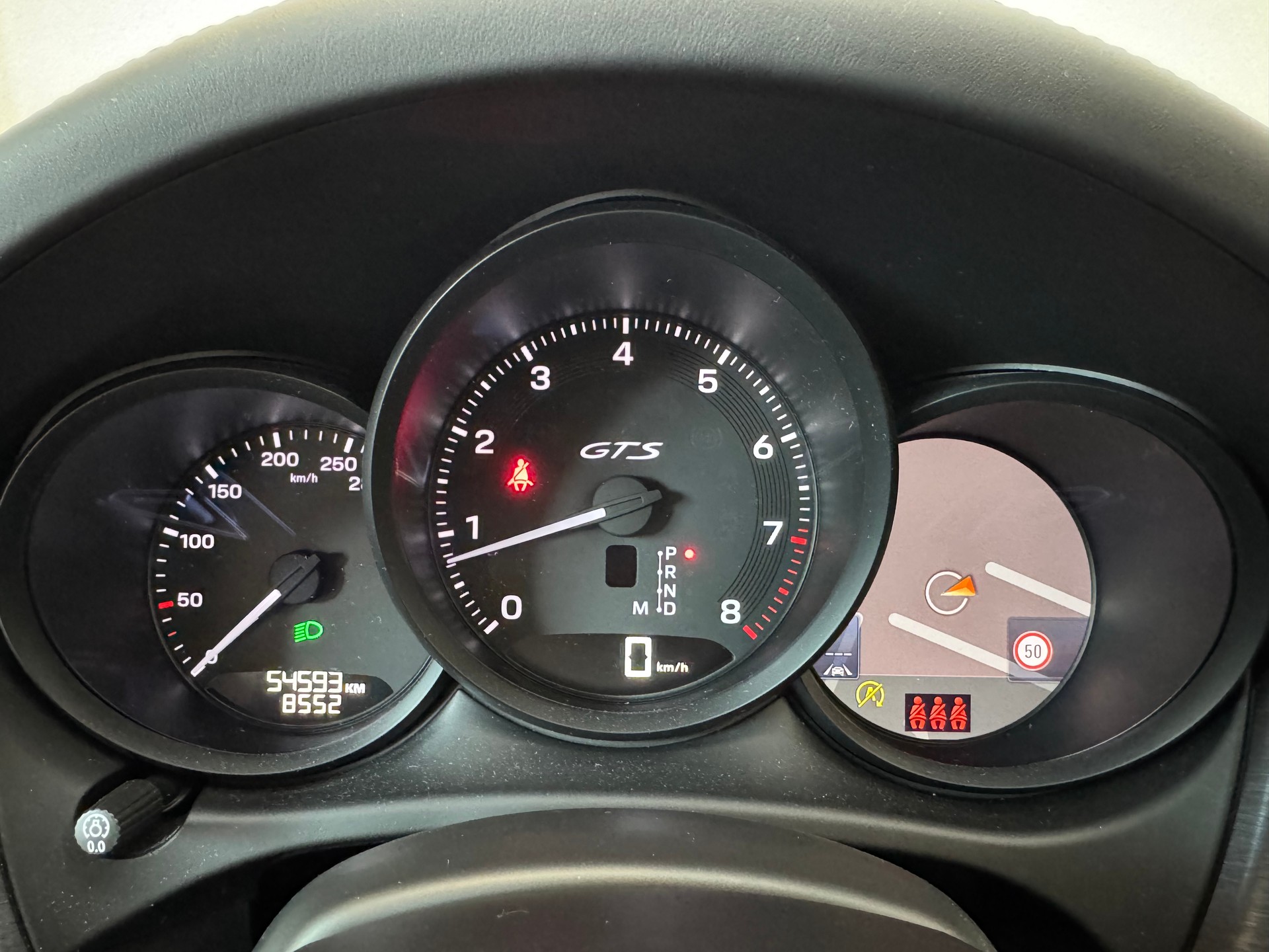 PORSCHE Macan GTS PDK | Facelift | Porsche Approved-image-14