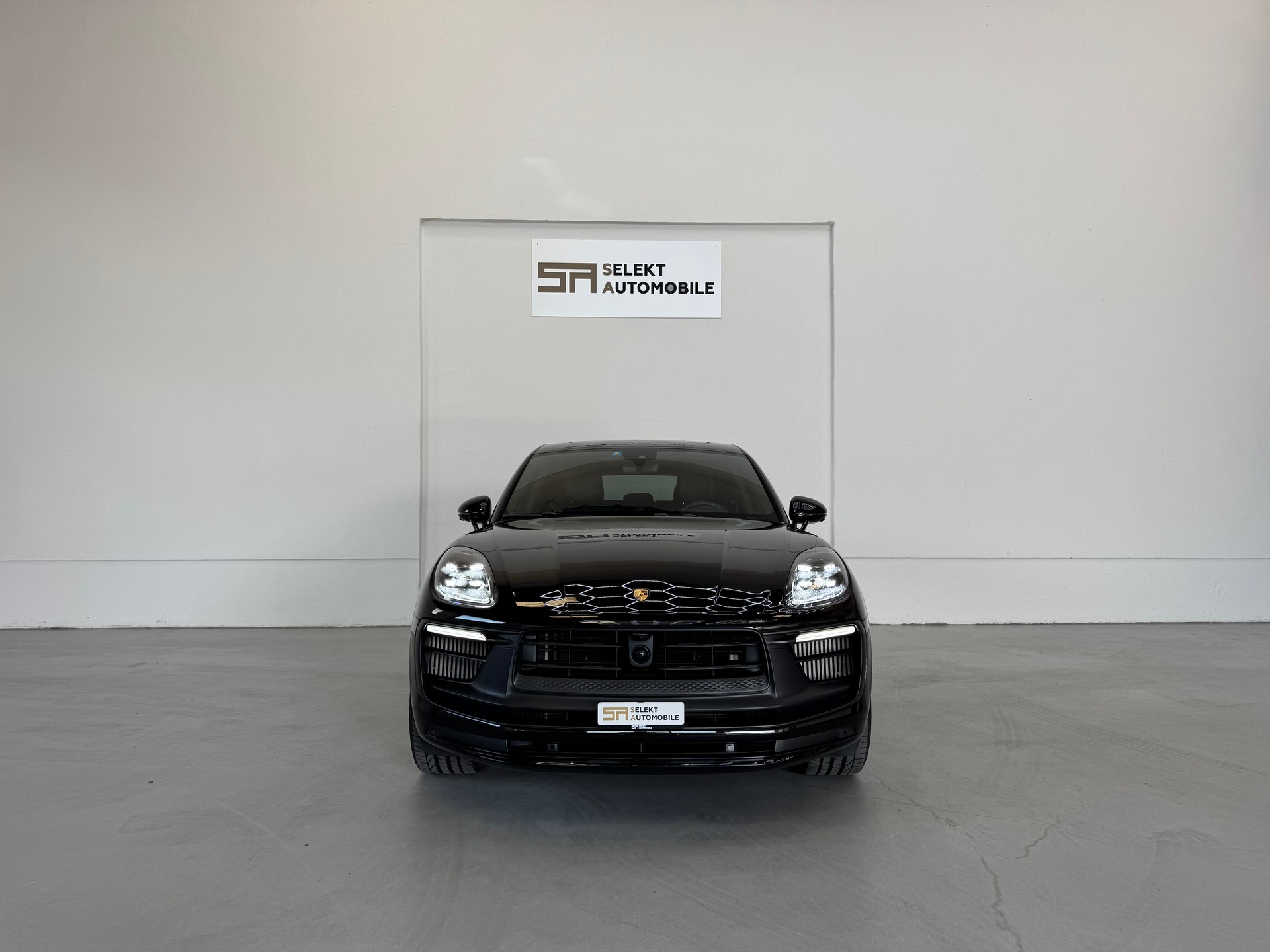 PORSCHE Macan GTS PDK | Facelift | Porsche Approved-showroom-element-2