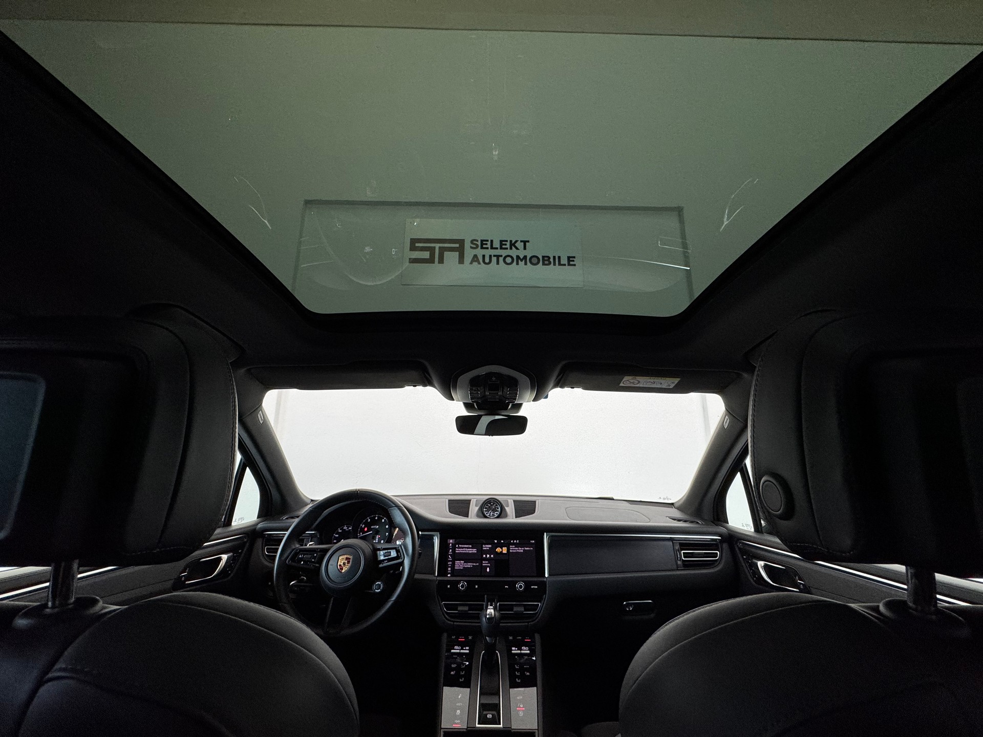 PORSCHE Macan GTS PDK | Facelift | Porsche Approved-image-9