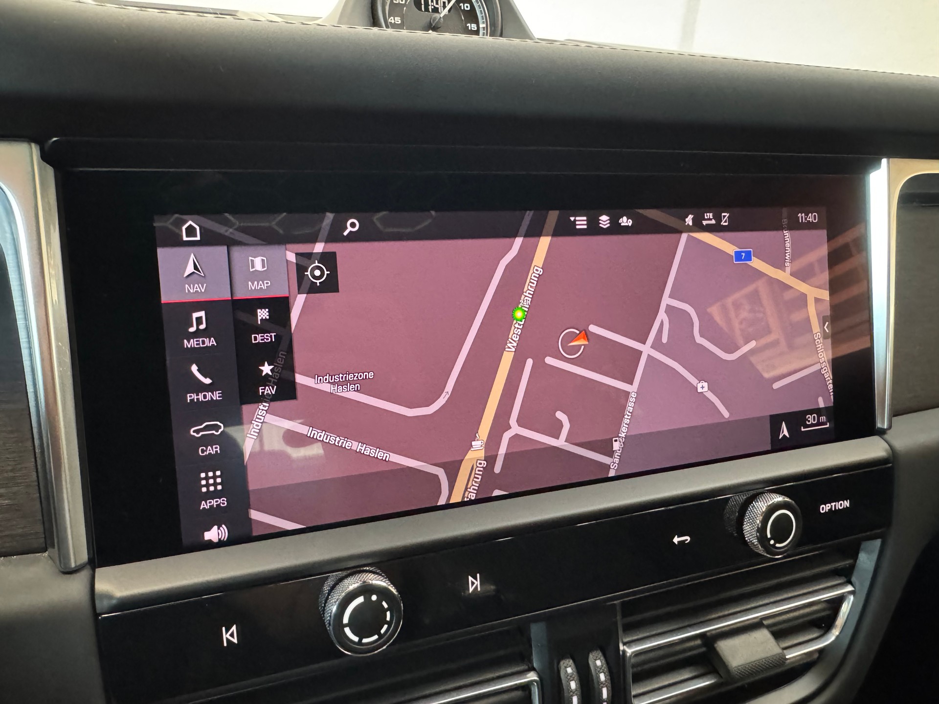 PORSCHE Macan GTS PDK | Facelift | Porsche Approved-image-19