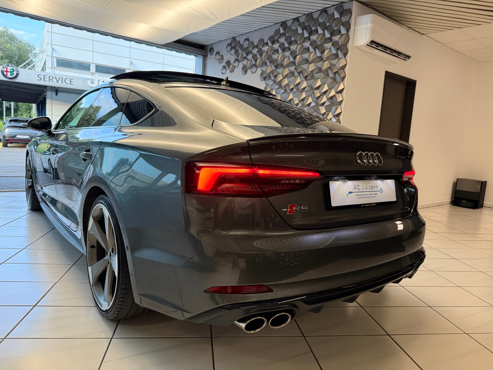 AUDI S5 Sportback 3.0 TFSI quattro tiptronic-showroom-element-1