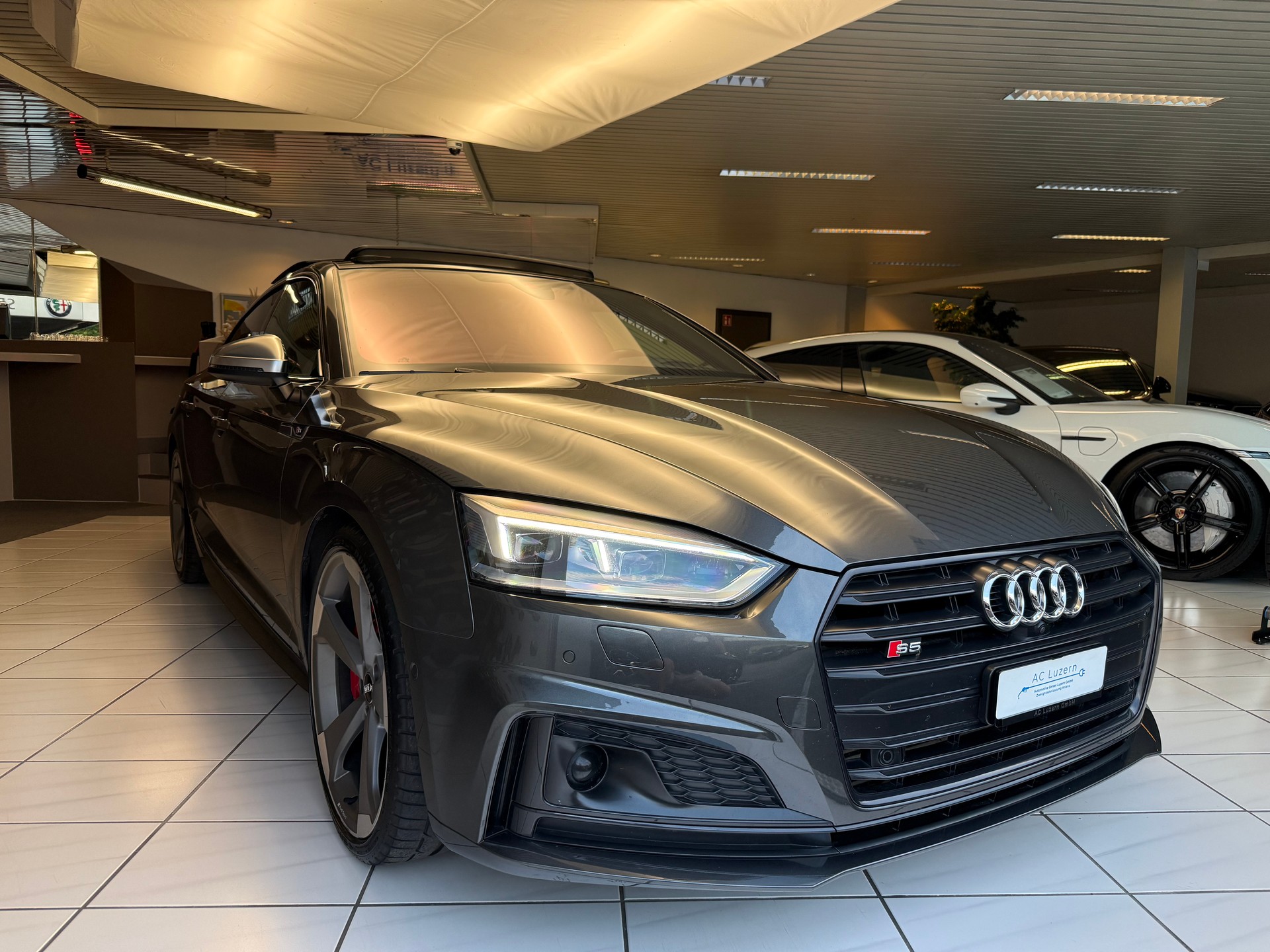 AUDI S5 Sportback 3.0 TFSI quattro tiptronic-showroom-element-3