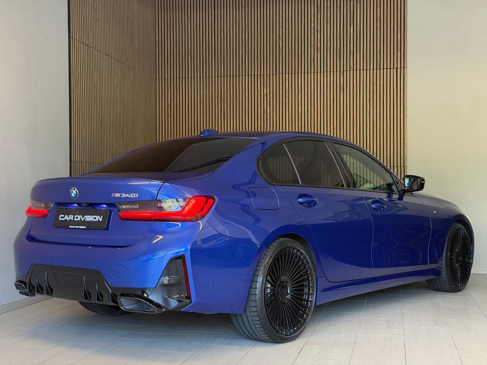 BMW M340i xDrive 48V Steptronic M Sport-showroom-element-3