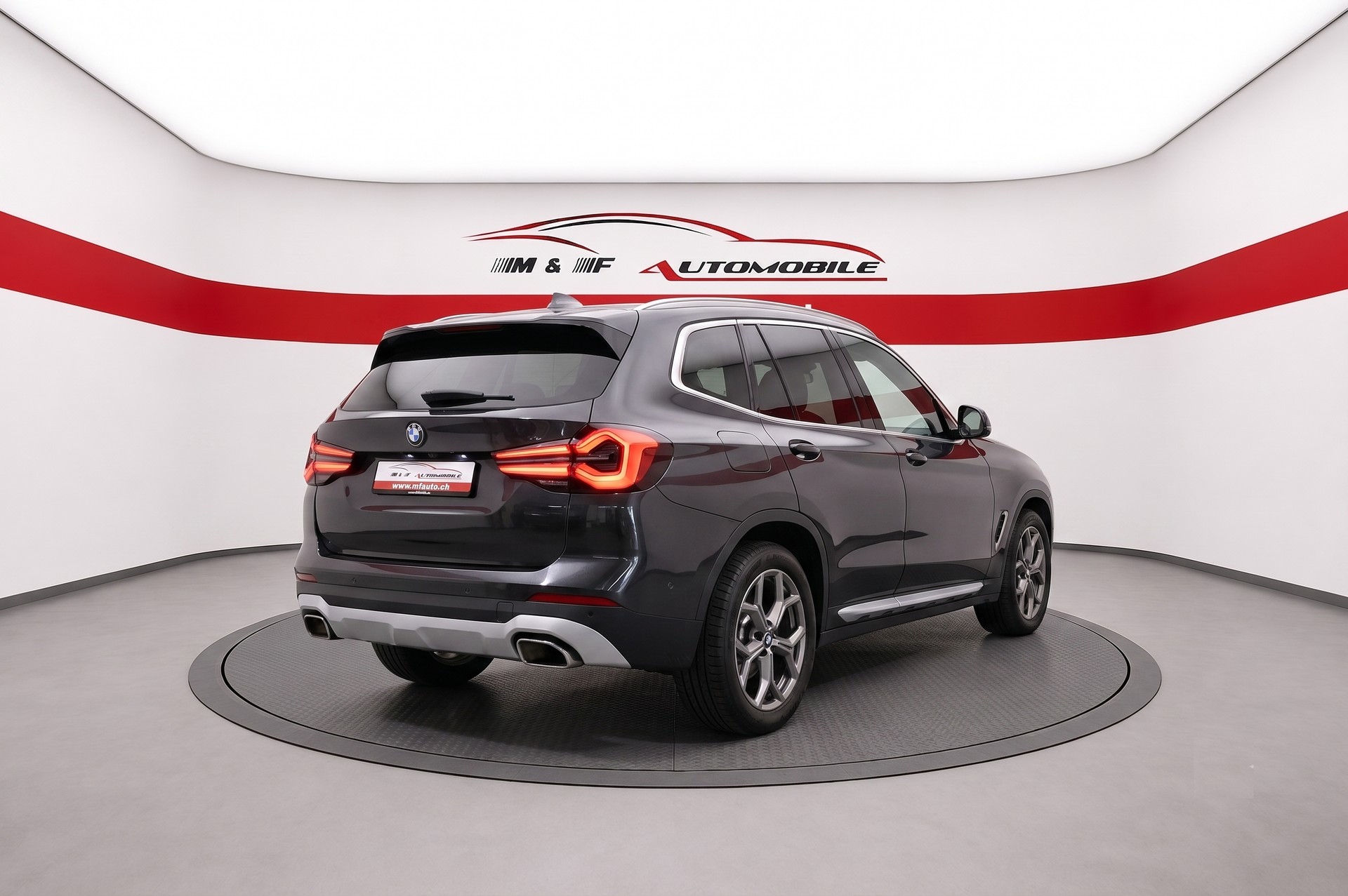 BMW X3 20d xDrive CH FAHRZEUG AUS 1. HAND-image-4