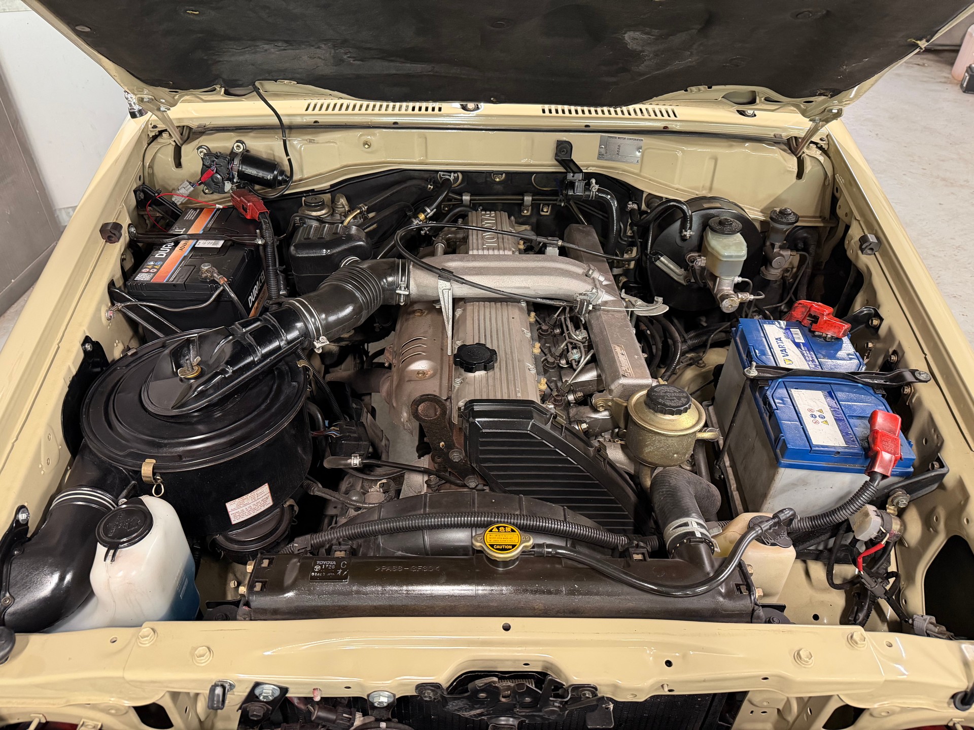 TOYOTA Land Cruiser 400 Hdt Long 4.2D-image-14