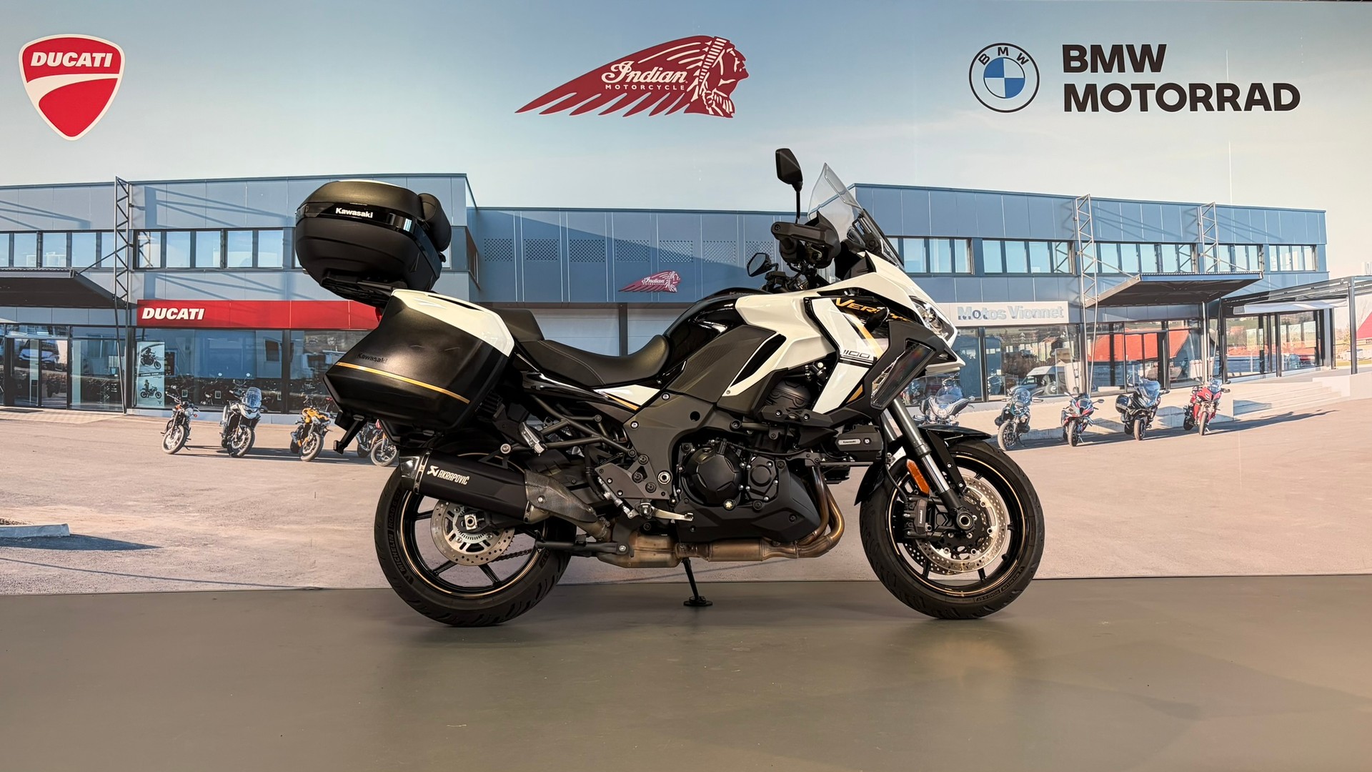 KAWASAKI Versys 1100 SE Grand Tourer-image-0