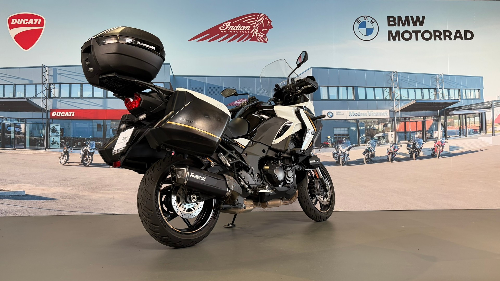 KAWASAKI Versys 1100 SE Grand Tourer-image-3