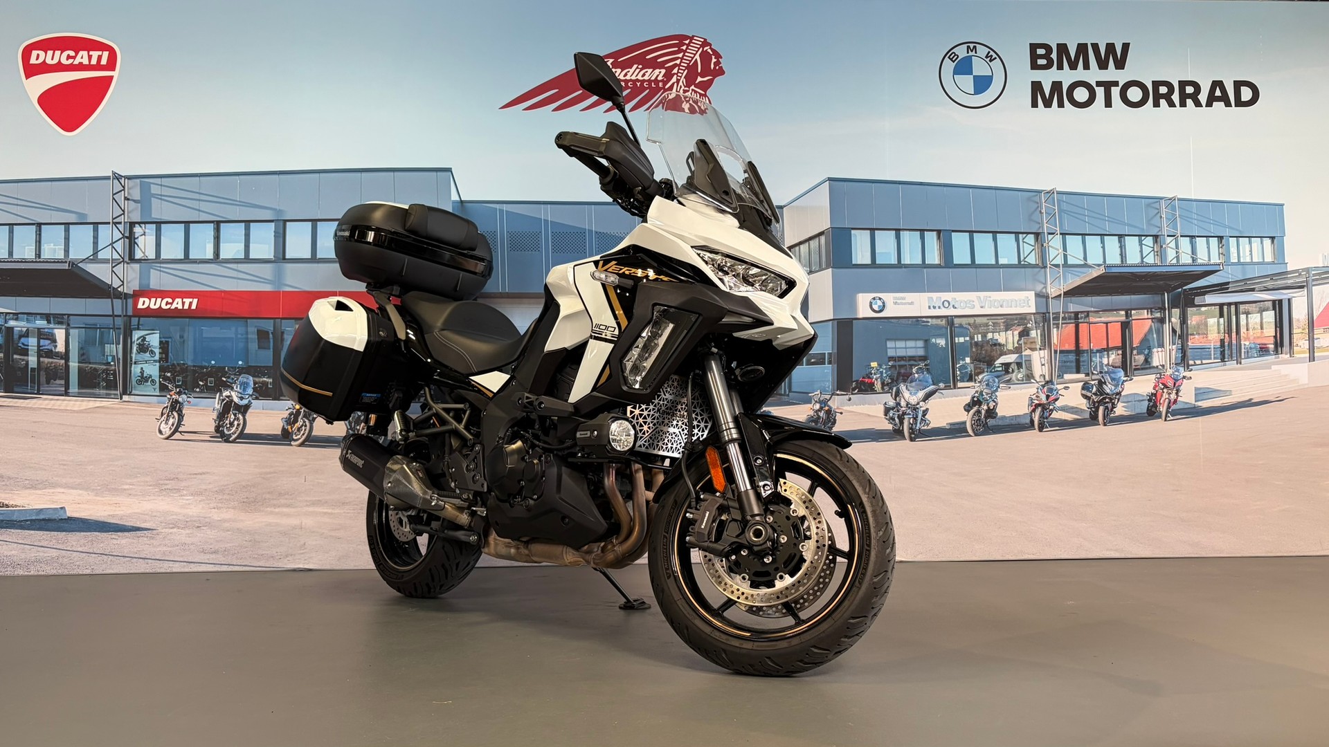 KAWASAKI Versys 1100 SE Grand Tourer-image-2