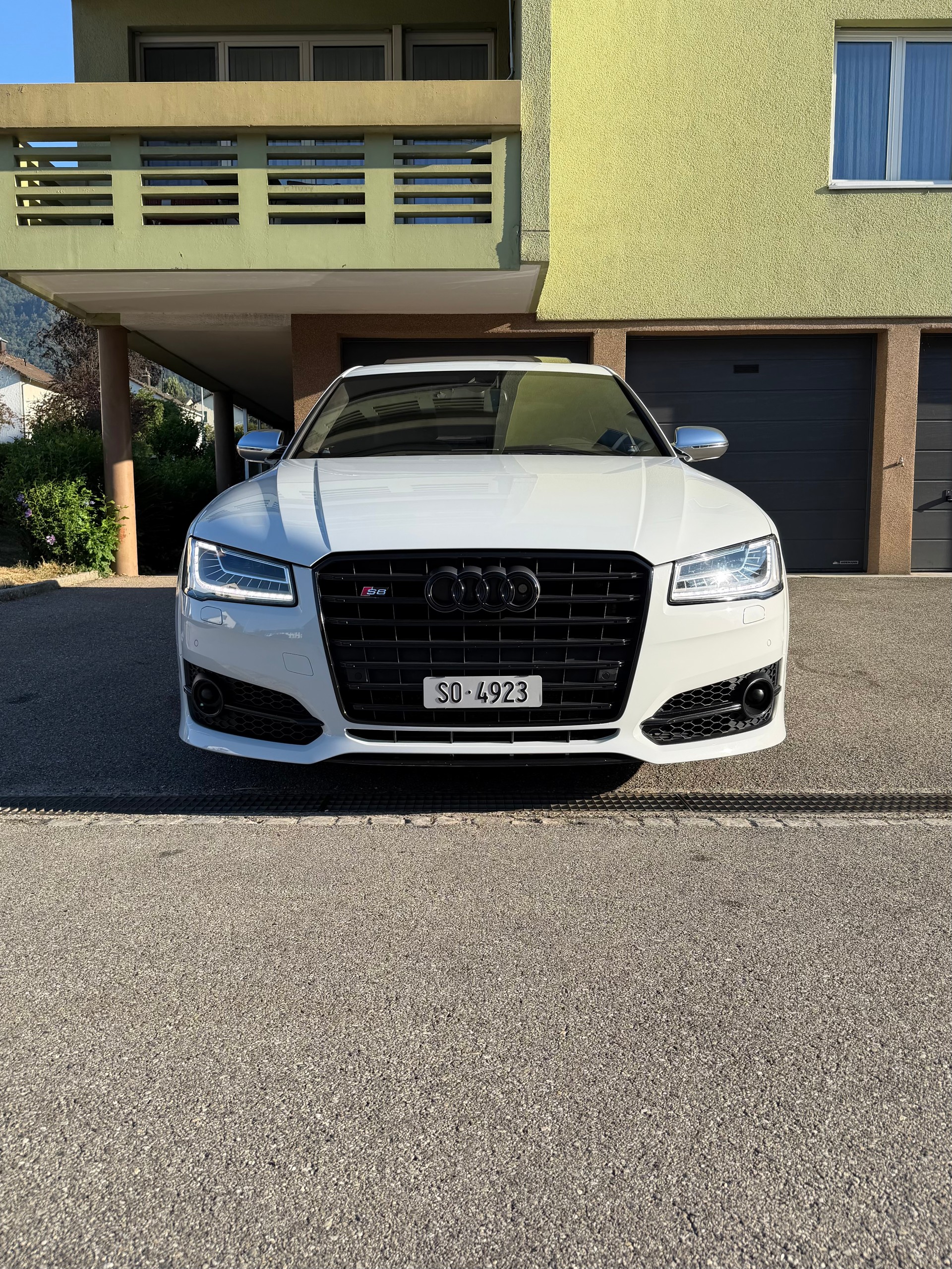 AUDI S8 4.0 V8 TFSI quattro T-Tronic