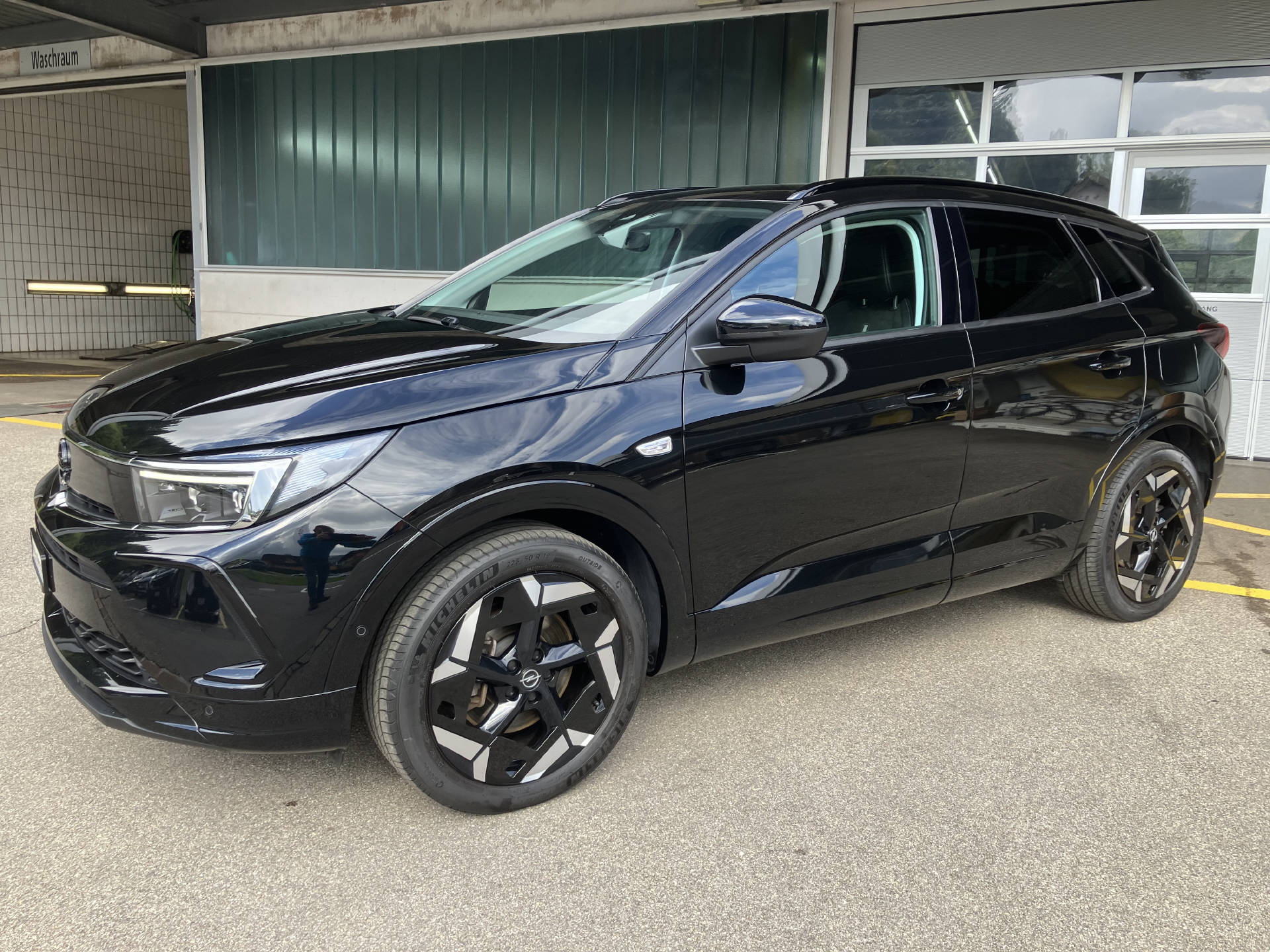 OPEL Grandland 1.6 Hybrid4 GSe Automatik