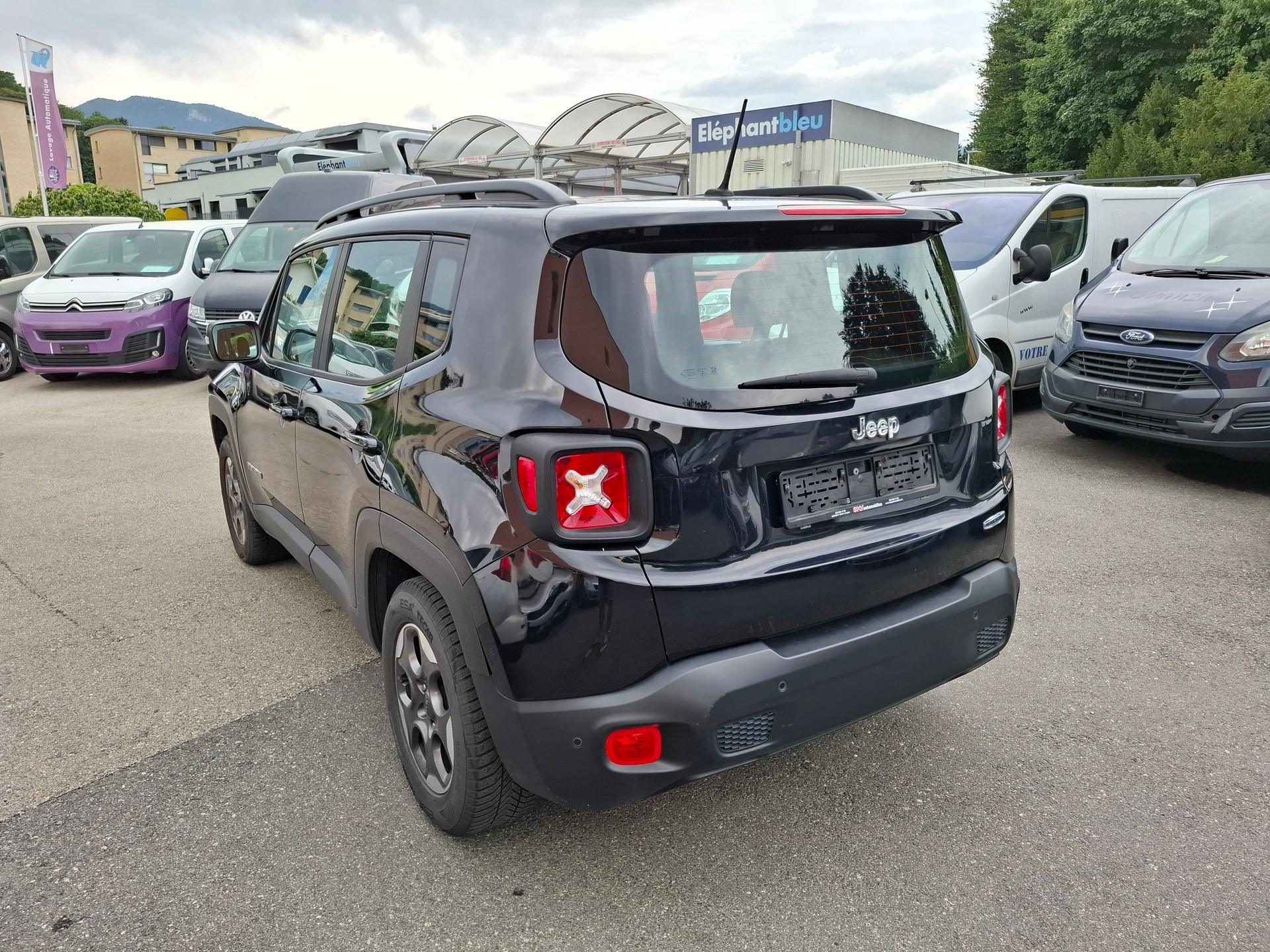 JEEP Renegade 1.4 Turbo Longitude-image-3