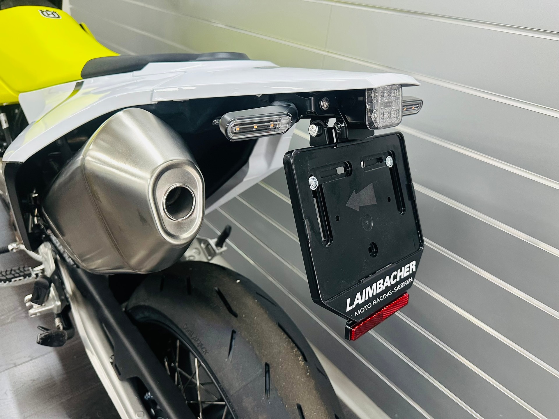 HUSQVARNA 701 Supermoto (35kW)-image-3