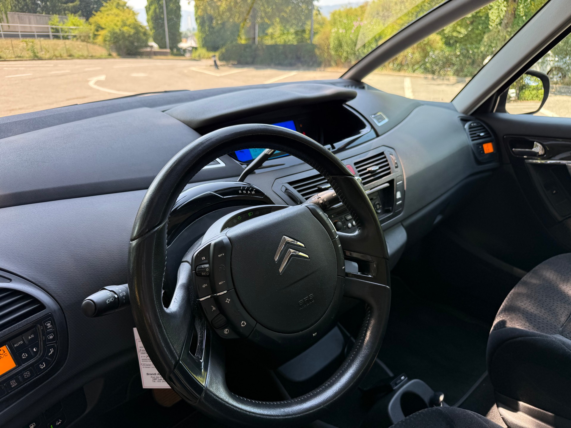 CITROEN Grand C4 Picasso 2.0 HDI Dynamique BMP6-image-11