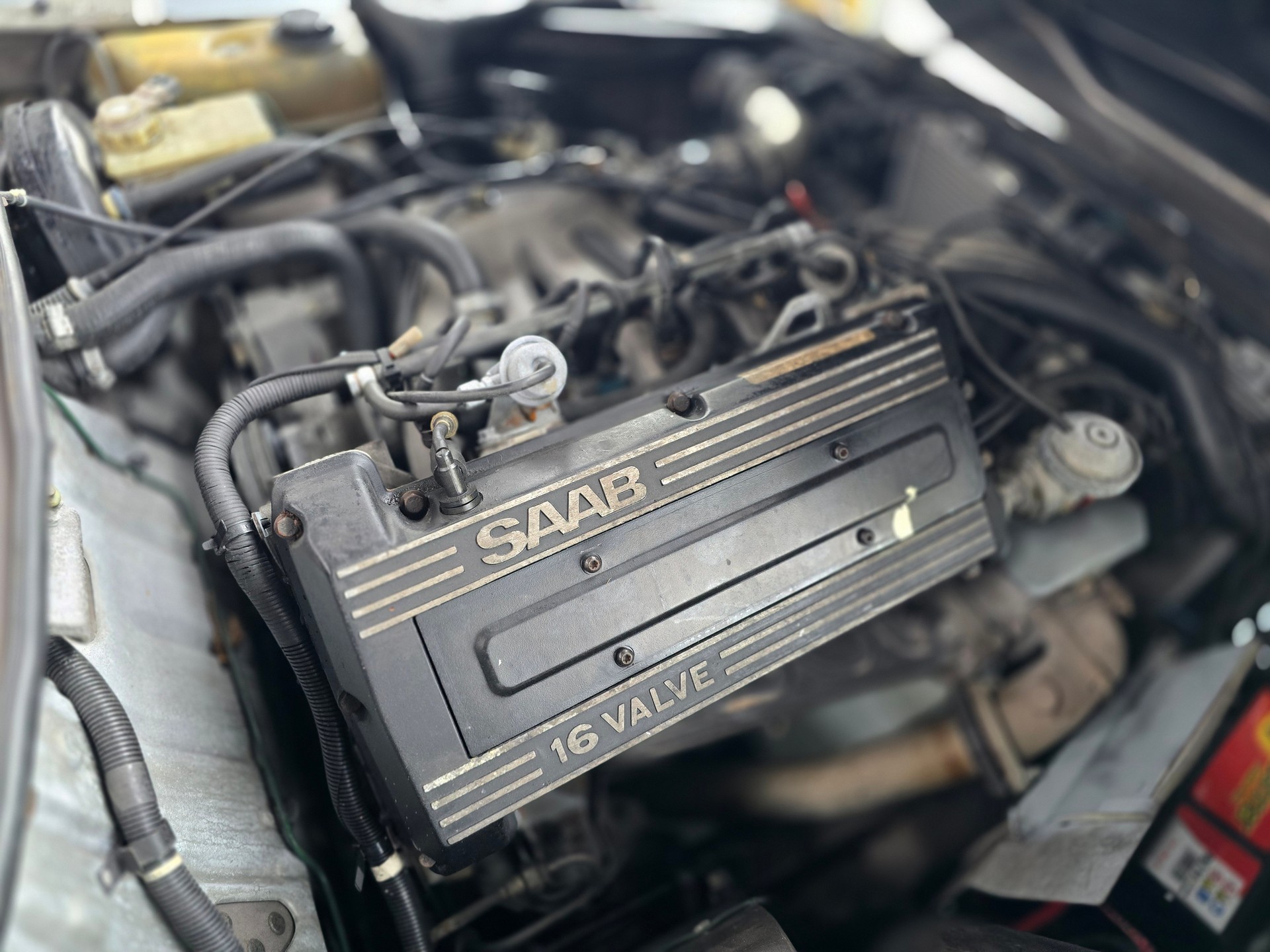 SAAB 900 2.0 turbo 16-image-23
