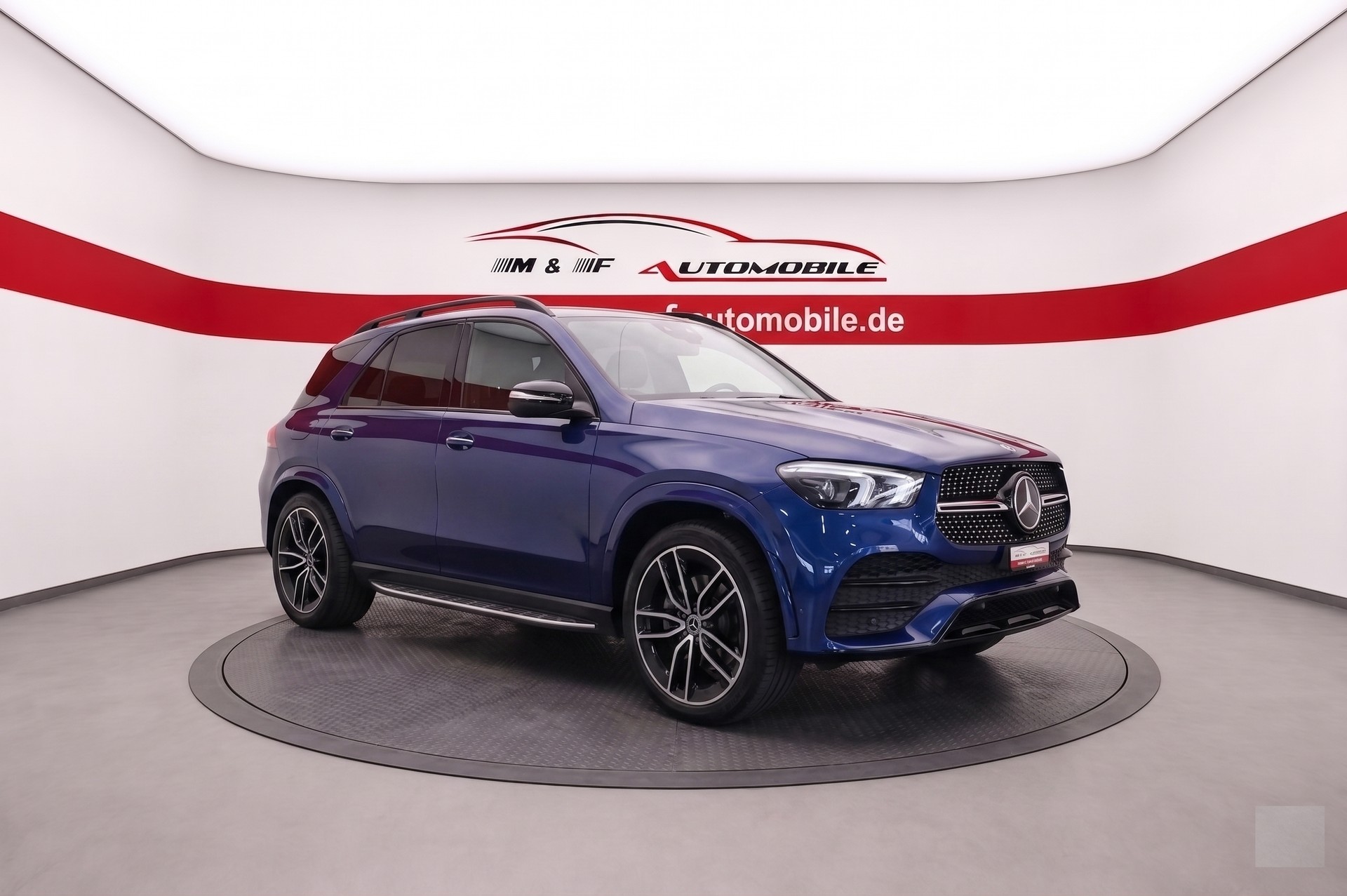 MERCEDES-BENZ GLE 450 AMG Line 4matic CH FAHRZEUG 7PLÄTZER-showroom-element-2