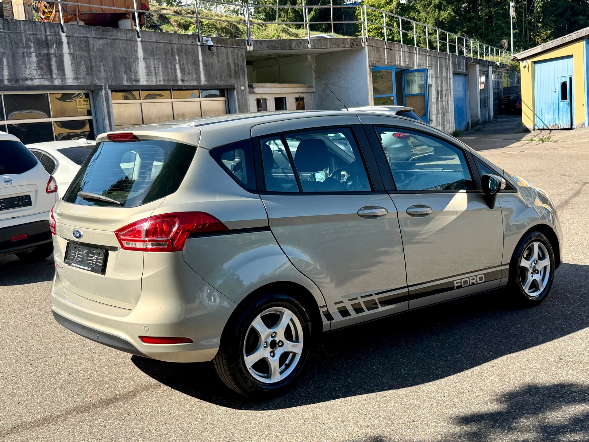 FORD B-Max 1.6 Ti-VCT Trend PowerShift-image-9