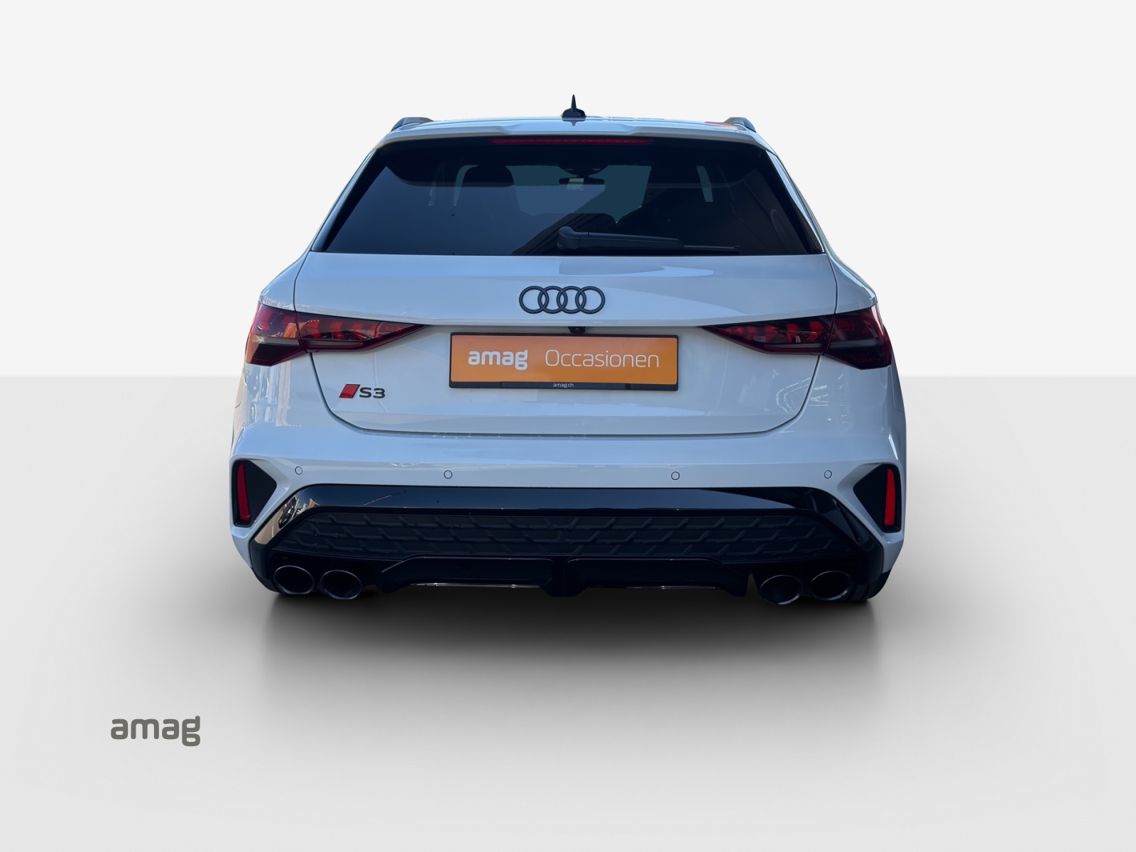 AUDI S3 Sportback TFSI quattro S-tronic-showroom-element-3