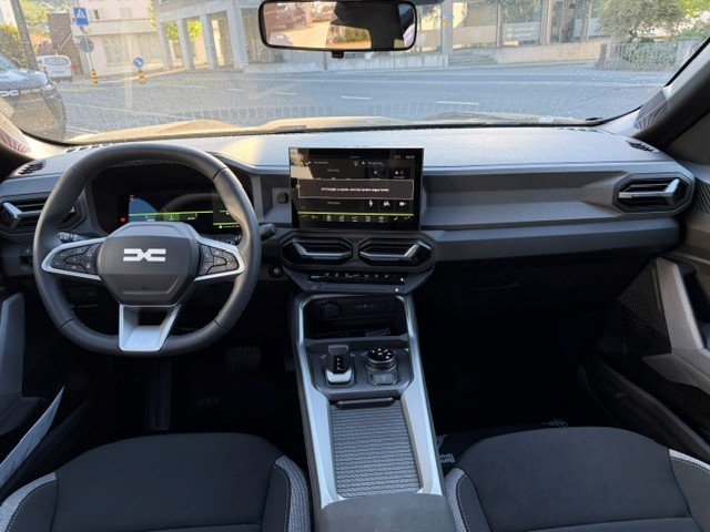 DACIA Bigster 1.2 Hybrid Journey 4WD-image-5