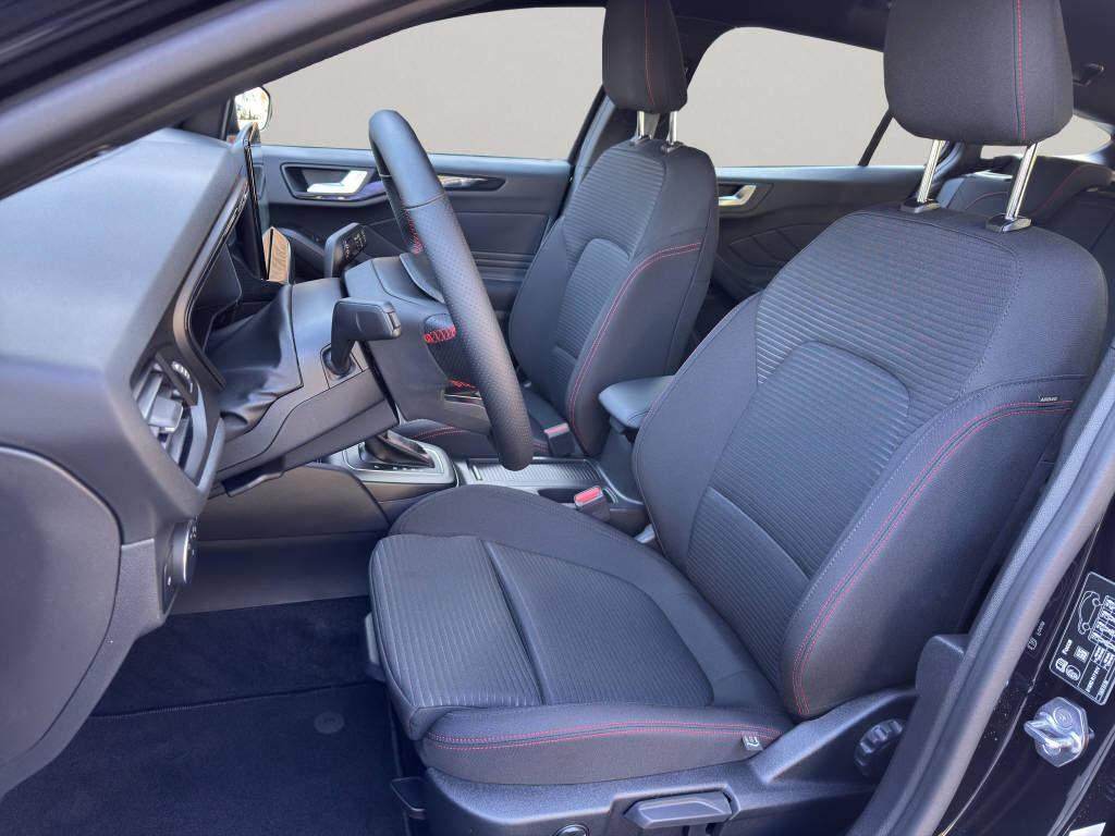 FORD Focus Station Wagon 1.0i EcoB Hybrid 155 ST-Line-image-17