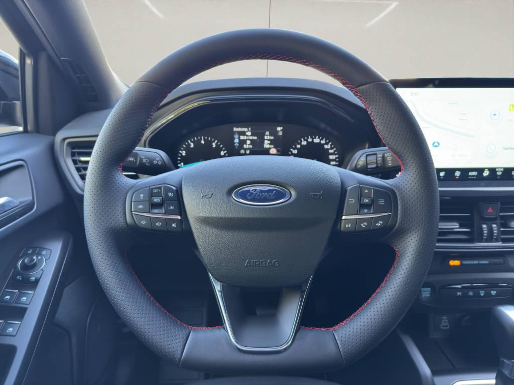 FORD Focus Station Wagon 1.0i EcoB Hybrid 155 ST-Line-image-12