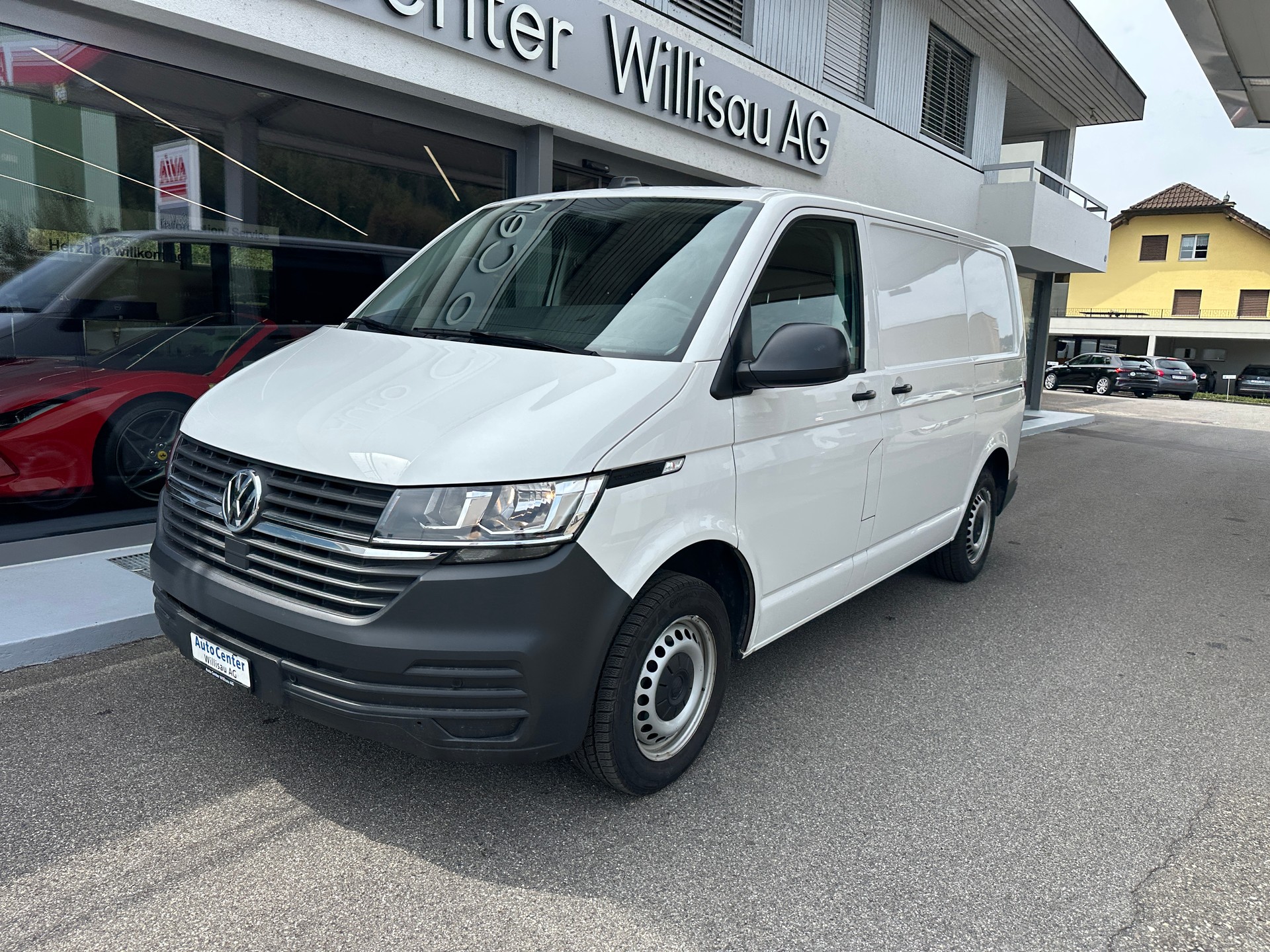 VW T6.1 2.0 TDI DSG 3000-showroom-element-1