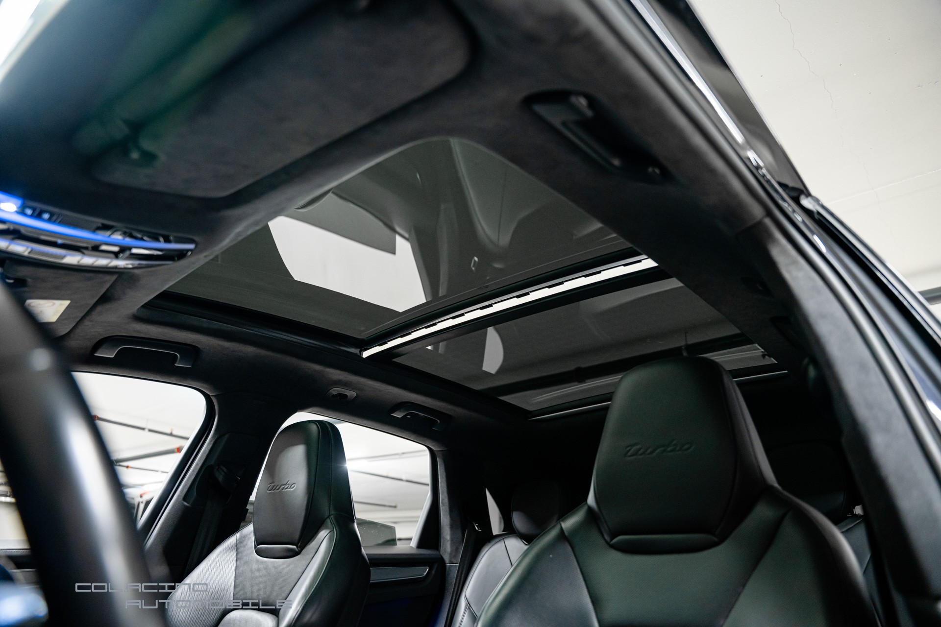 PORSCHE Cayenne Turbo-image-31