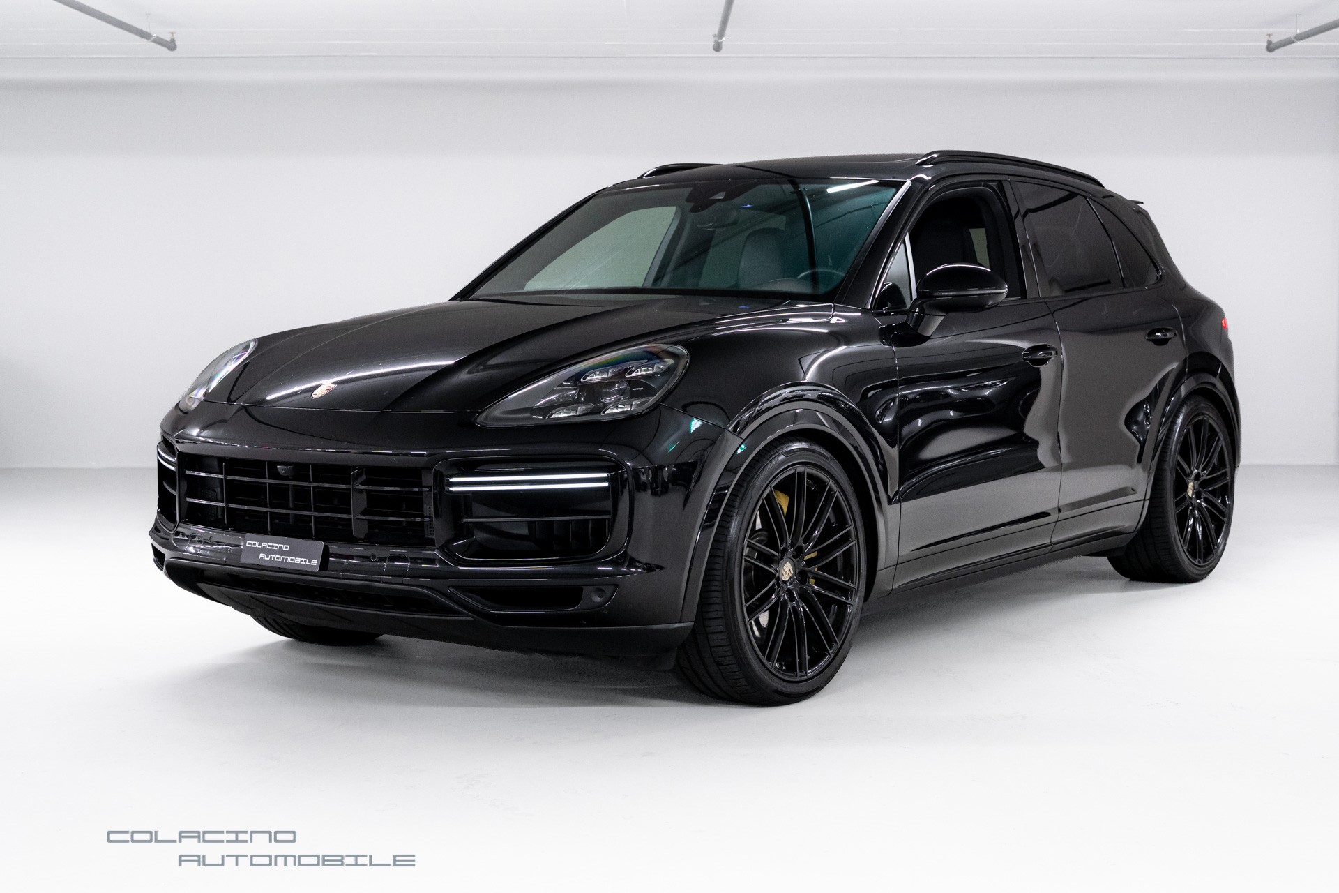 PORSCHE Cayenne Turbo