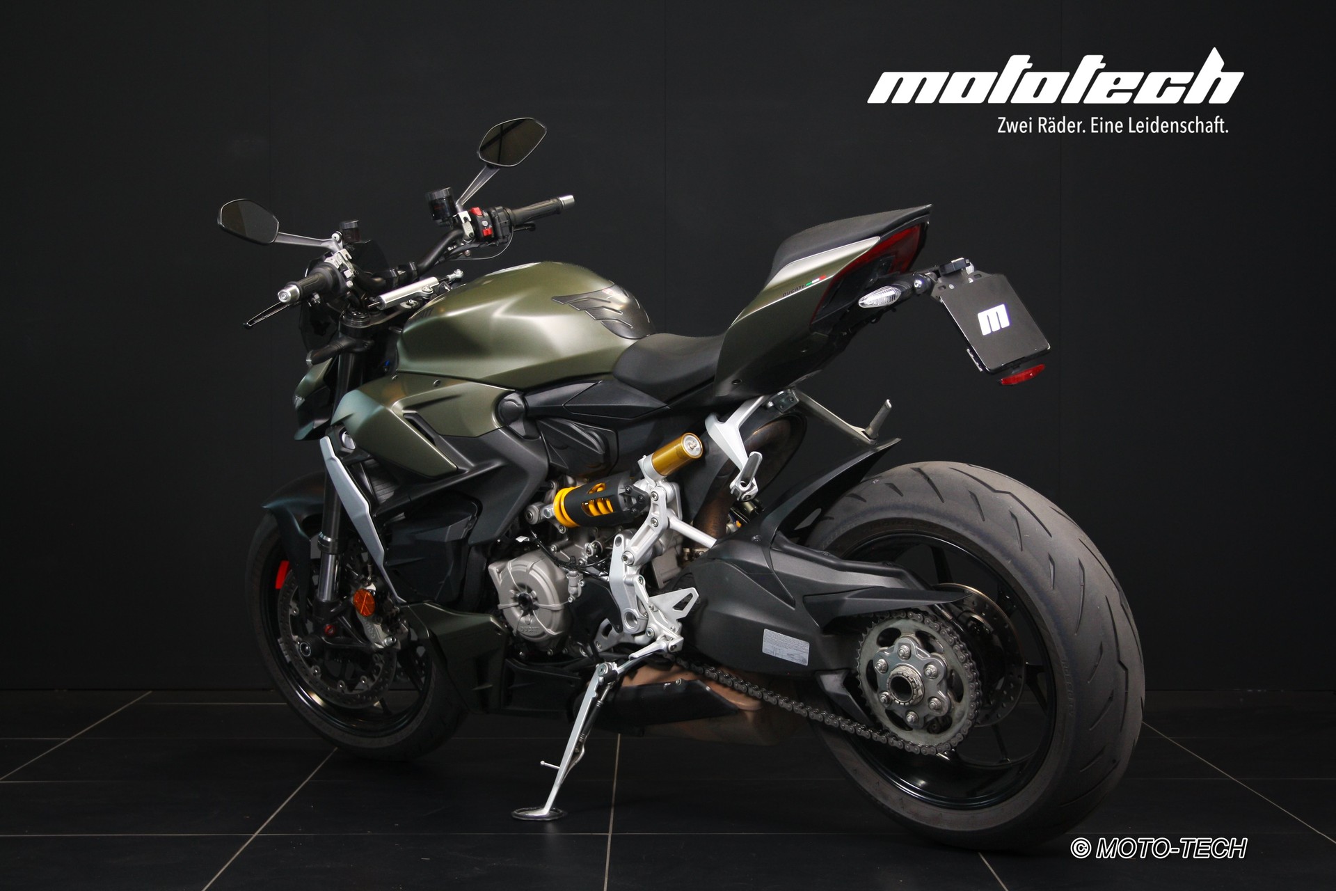 DUCATI Streetfighter V2-image-3