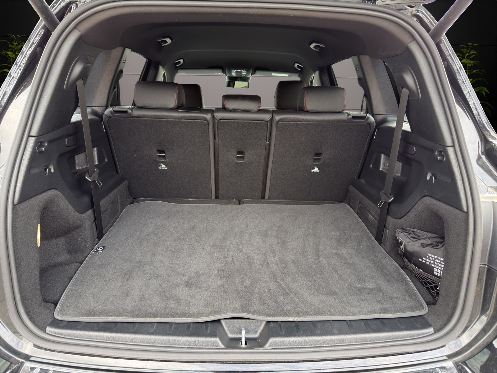 MERCEDES-BENZ GLB 200 7G-Tronic-image-5